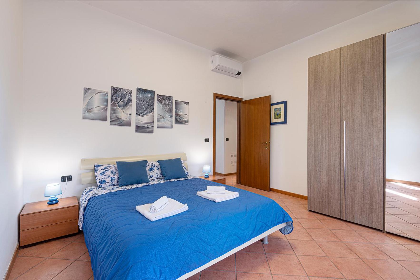 Casa Viotti Monza en Monza — hotel room