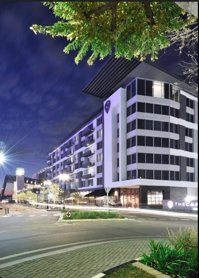 The Comfort AirB&B - On the 8th floor luxury 1 bedroom apartment with views view 4
