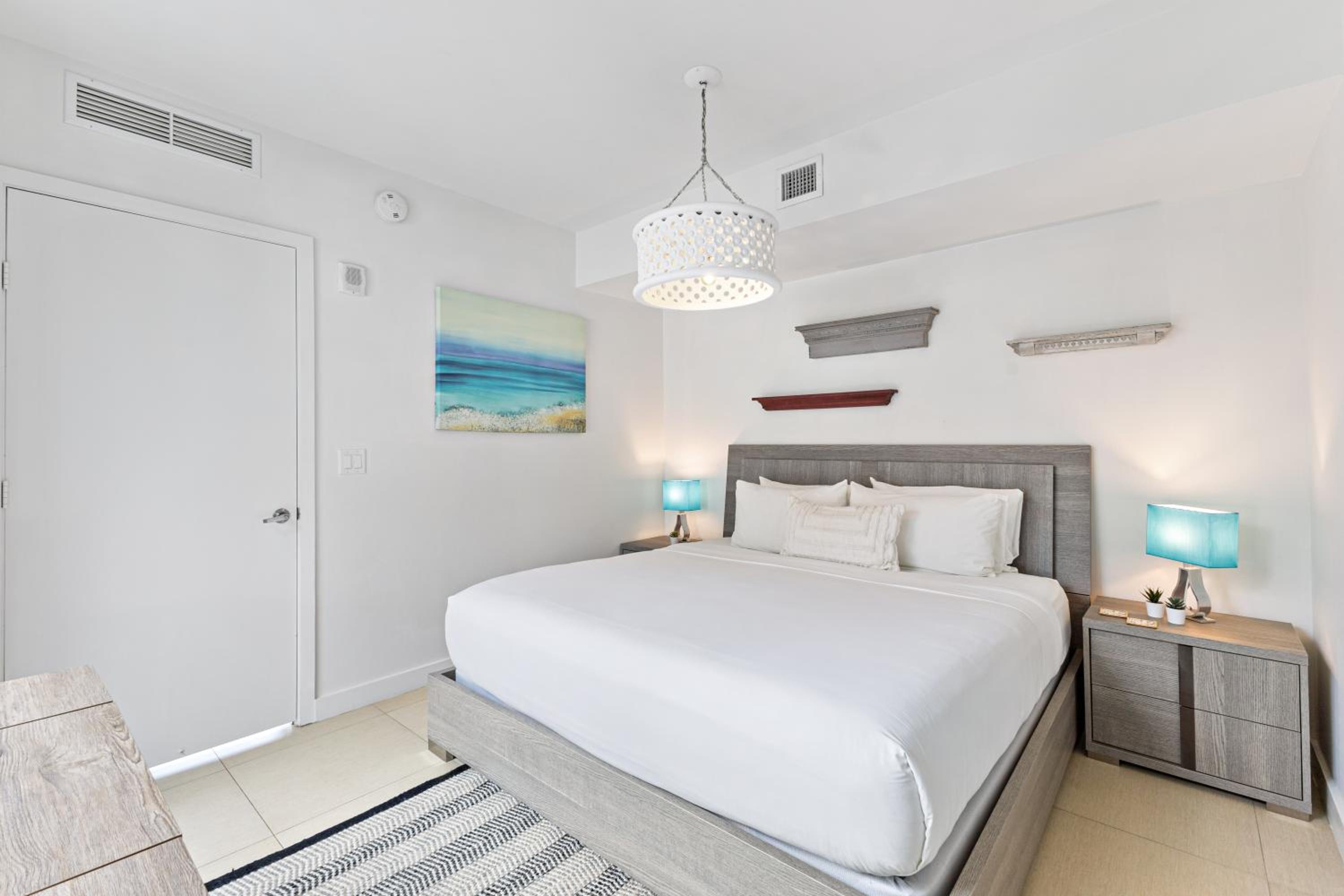 Dharma Home Suites Miami Beach at Monte Carlo