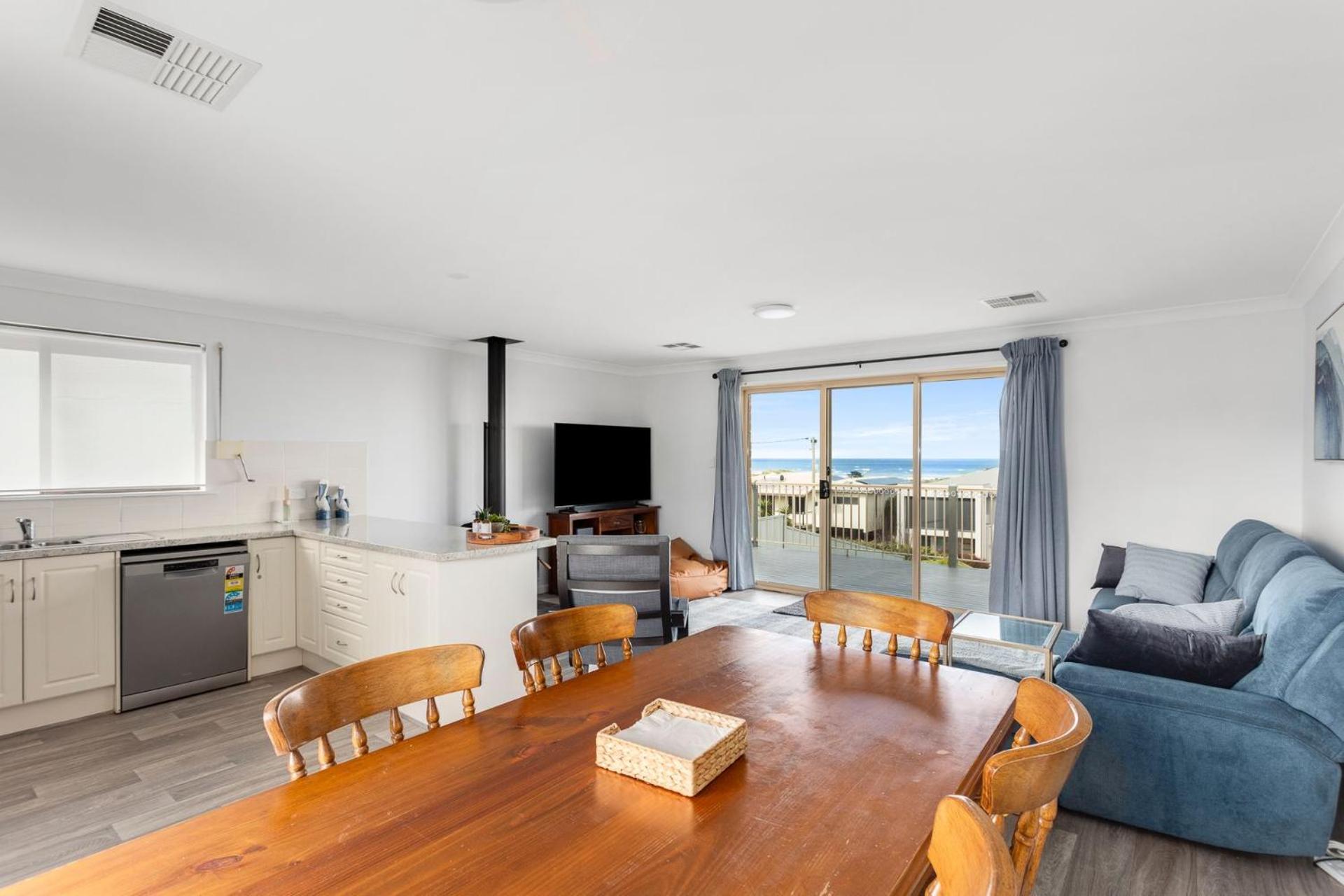 Gone Coastal -44 Corcoran Ave, Goolwa Beach