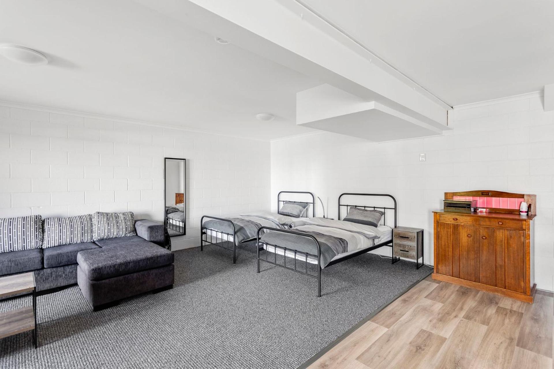 Gone Coastal -44 Corcoran Ave, Goolwa Beach