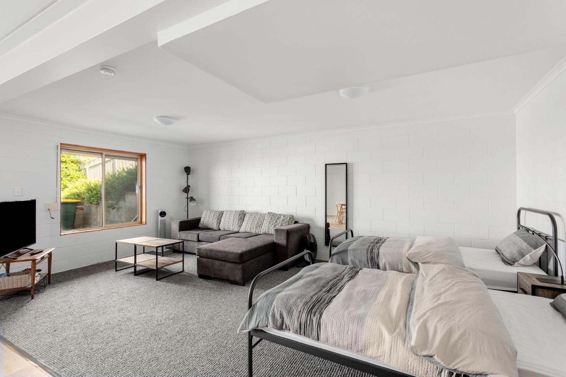 Gone Coastal -44 Corcoran Ave, Goolwa Beach