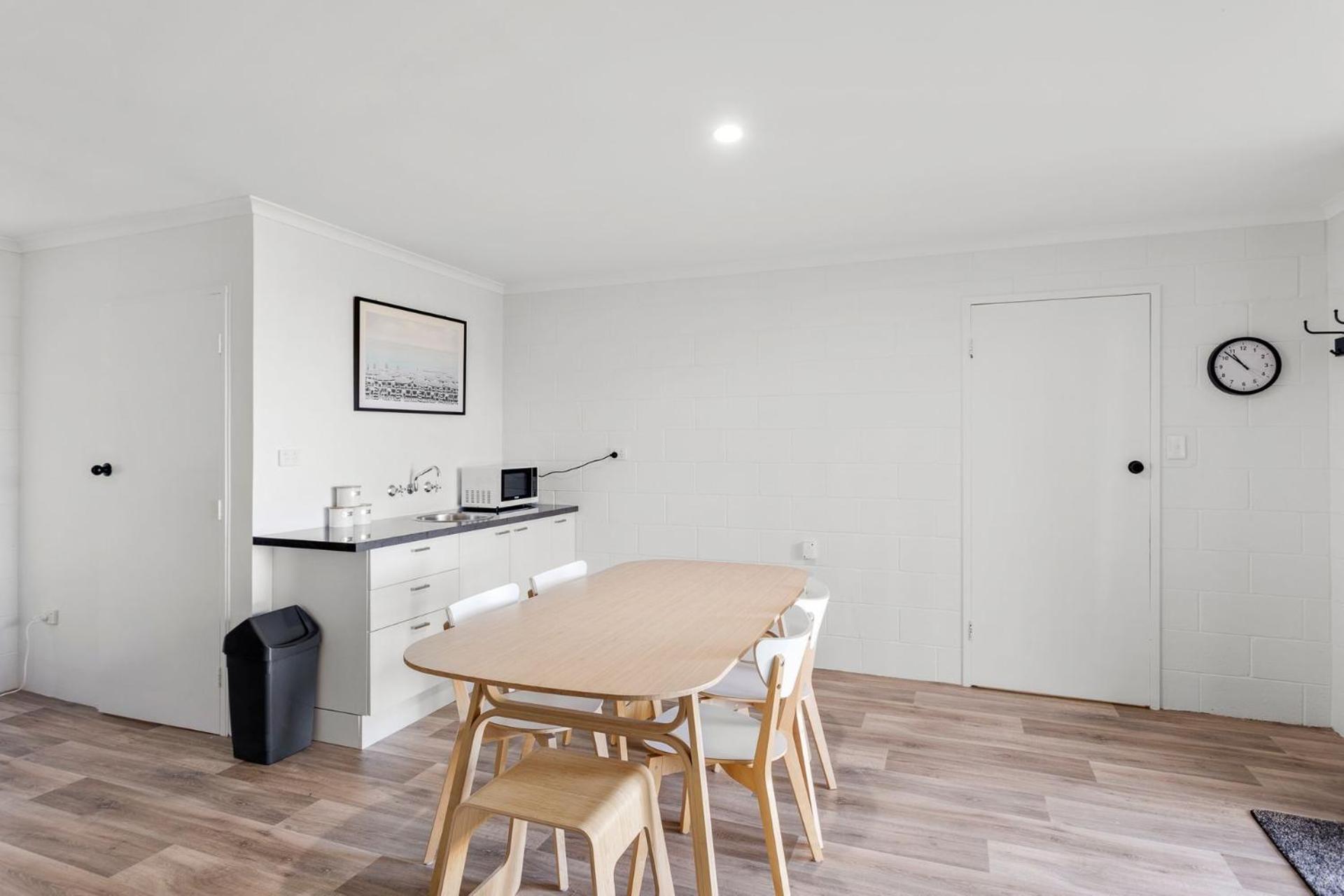 Gone Coastal -44 Corcoran Ave, Goolwa Beach