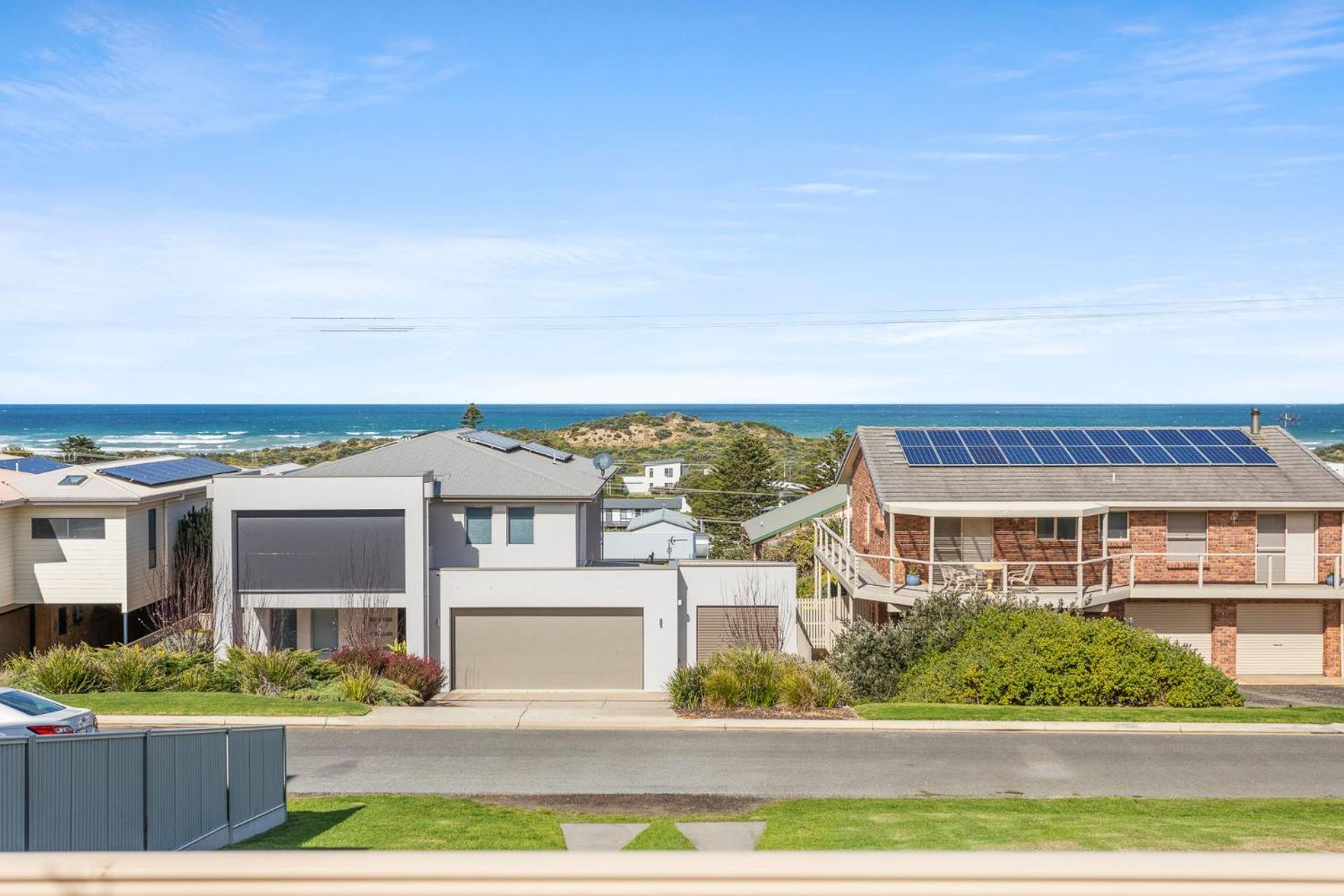 Gone Coastal -44 Corcoran Ave, Goolwa Beach