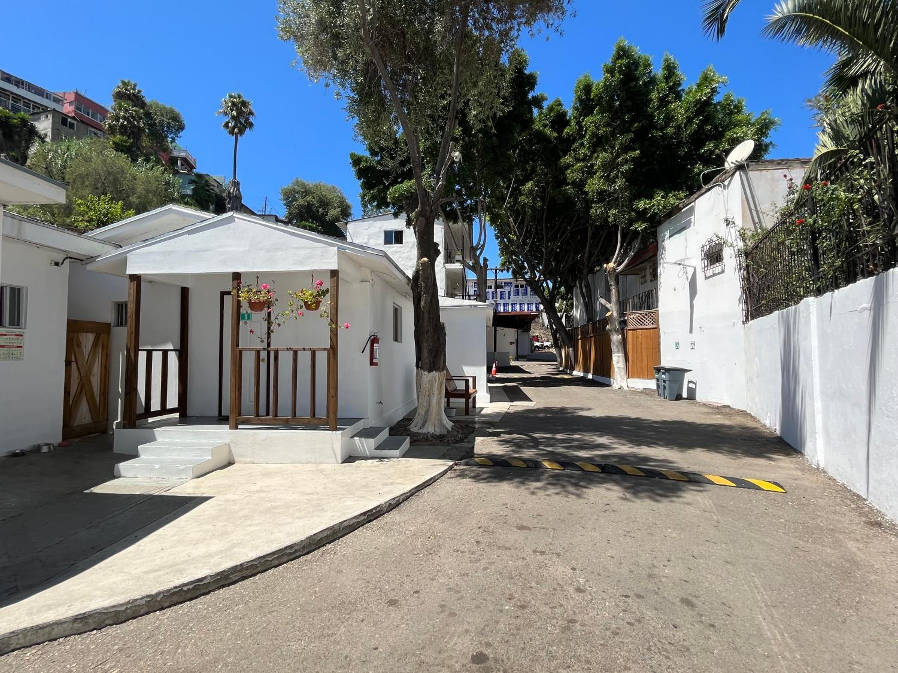 Hotel Del Bosque Tj Inn - Image 1