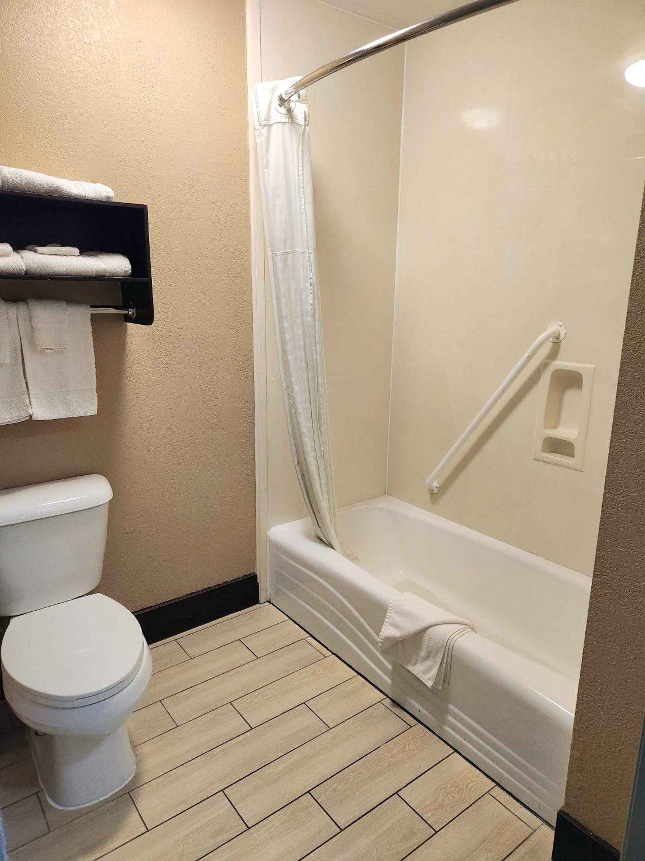 Days Inn by Wyndham Rosenberg, Foto 37