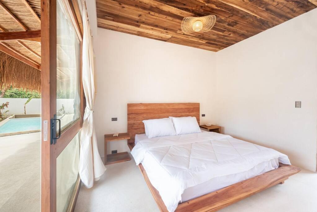 Villa Baleia Siargao