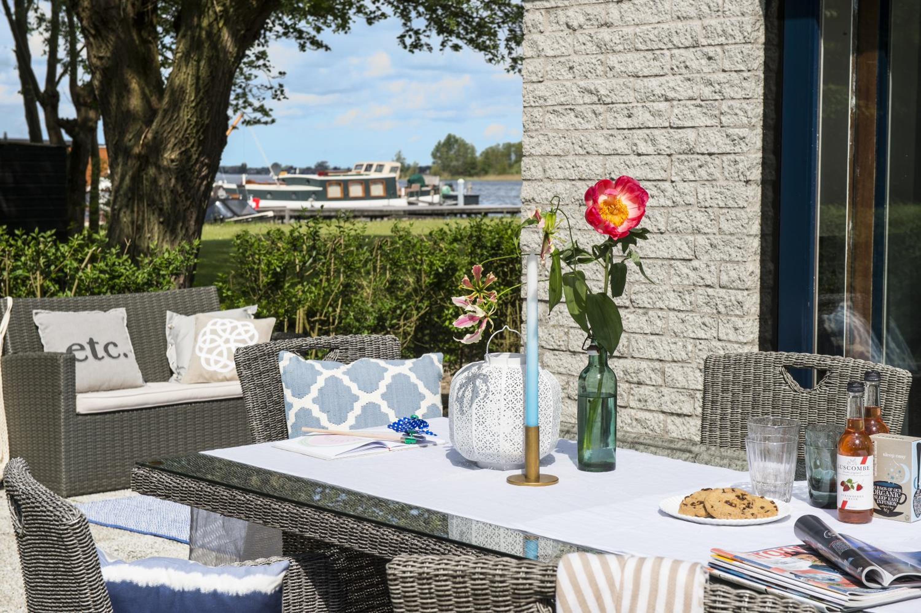 Amsterdam / Loosdrecht Rien van den Broeke Village