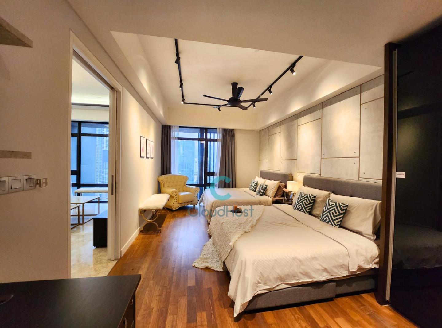 Anggun Homestay King Bed Studio KL City Bukit Bintang by Cloud Host
