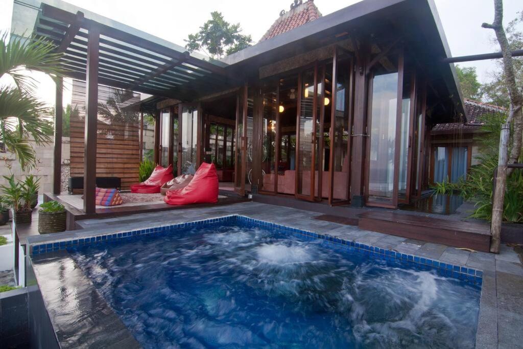 Villa Alcheringa Yogyakarta