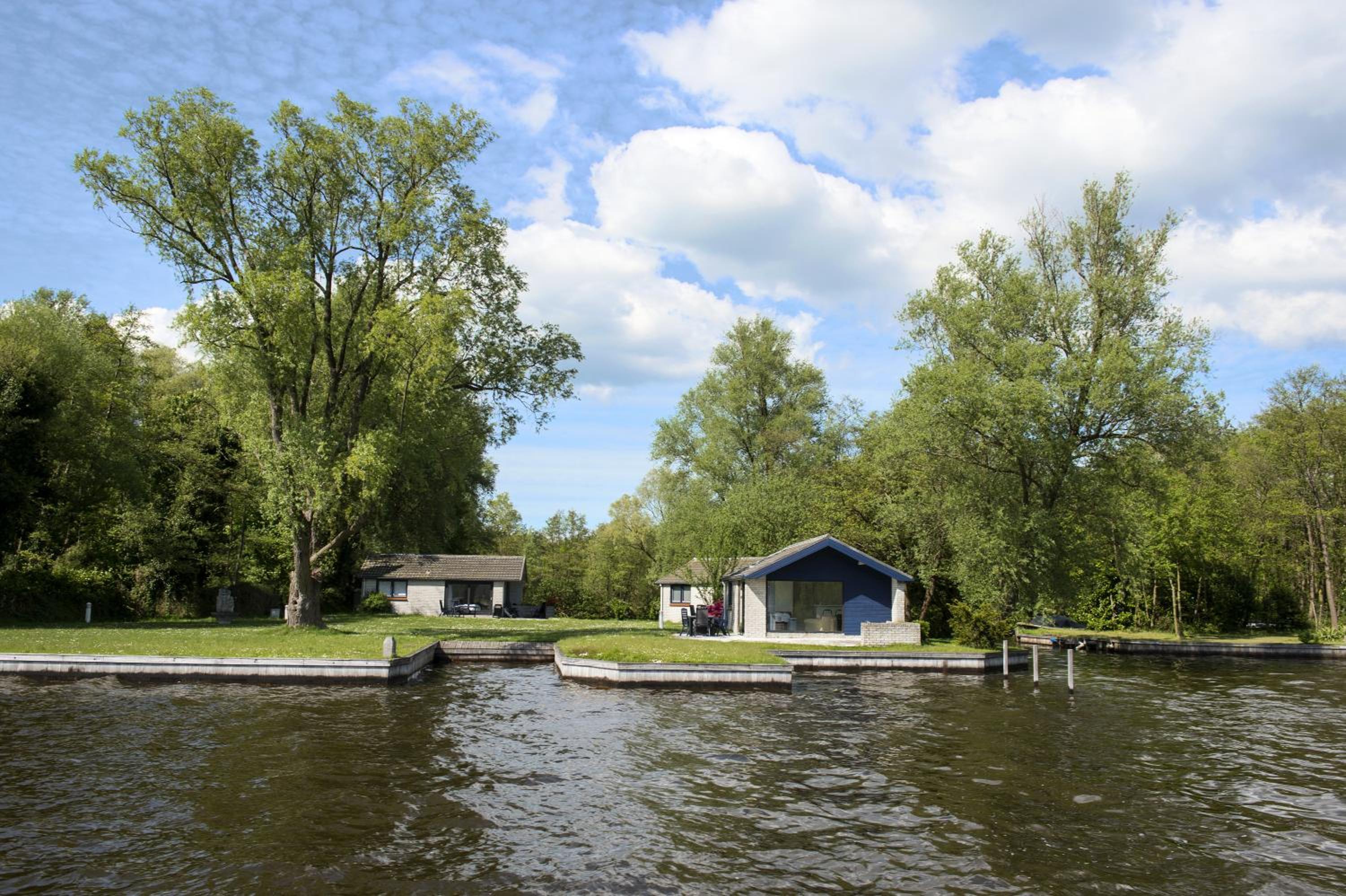 Amsterdam / Loosdrecht Rien van den Broeke Village