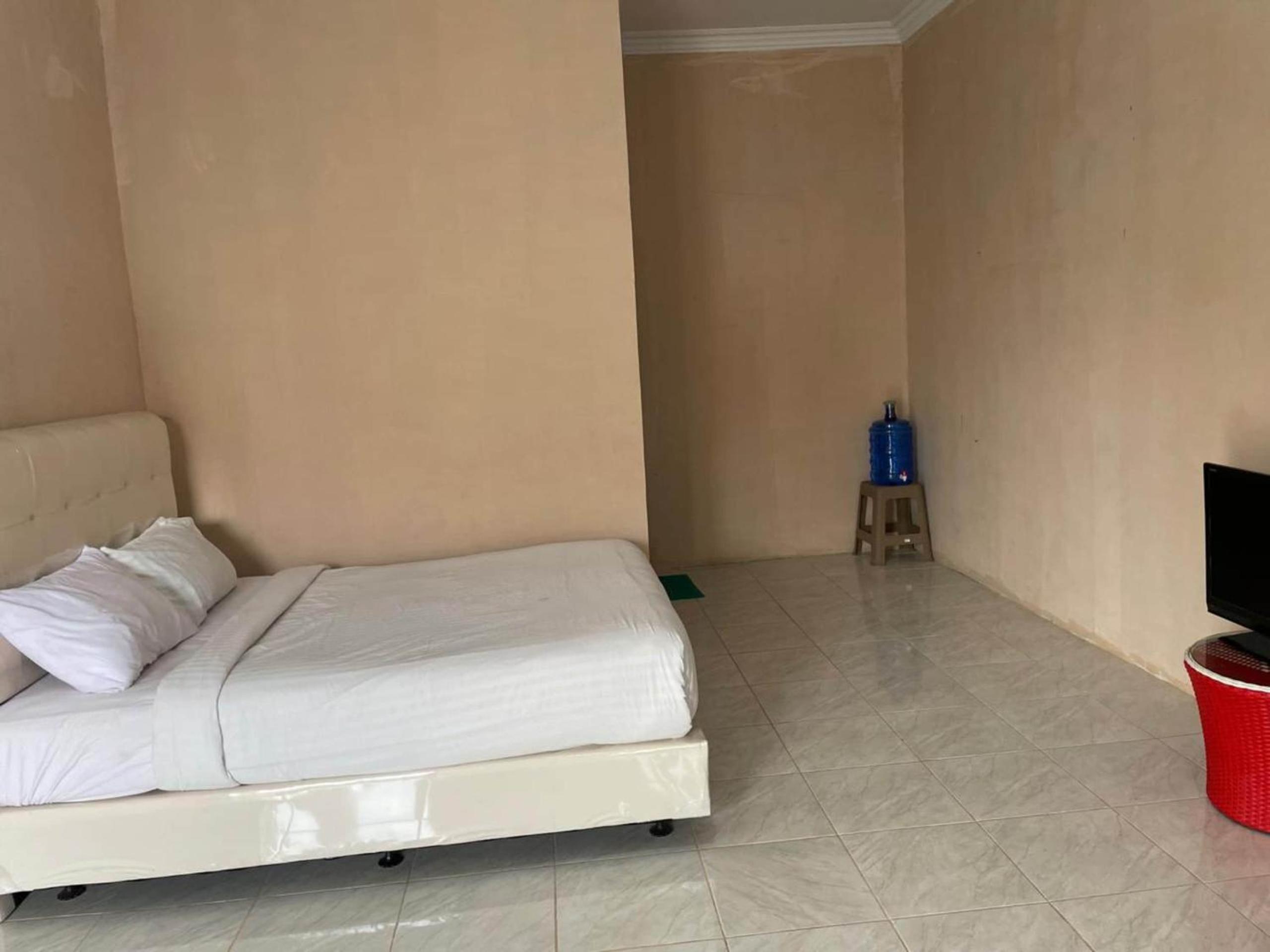 OYO 93033 Mutiara Homestay Syariah