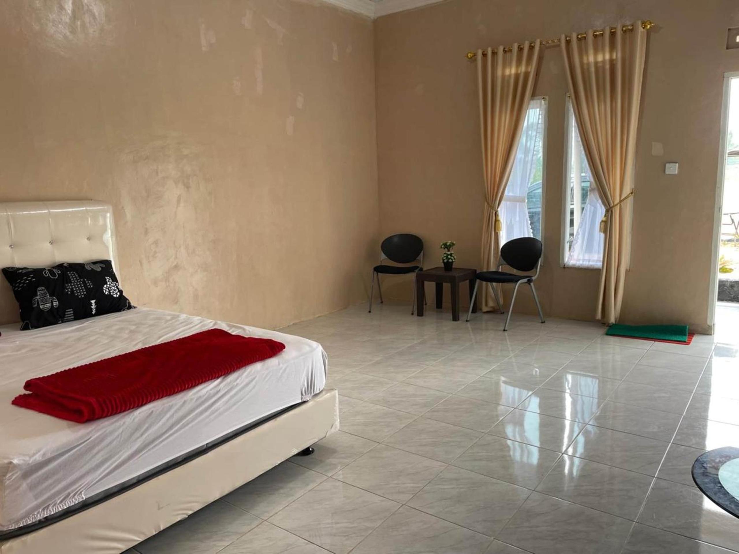 OYO 93033 Mutiara Homestay Syariah