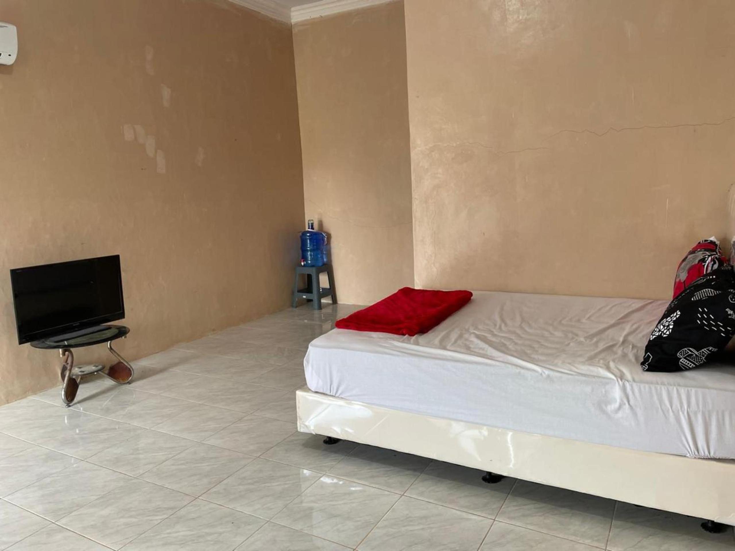 OYO 93033 Mutiara Homestay Syariah