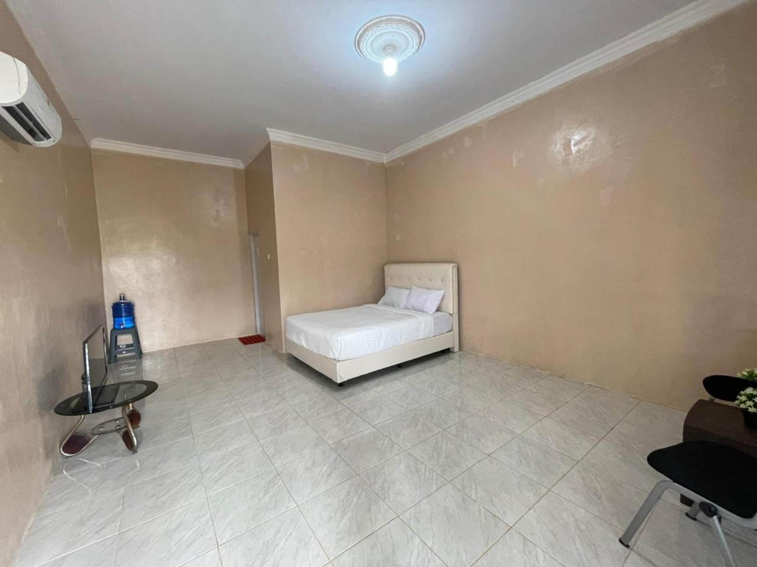 OYO 93033 Mutiara Homestay Syariah