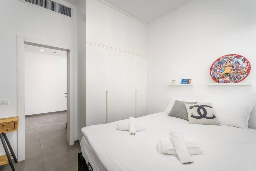 Bat Yam SEA VIEW 2BR/2Bath in New Building view 2
