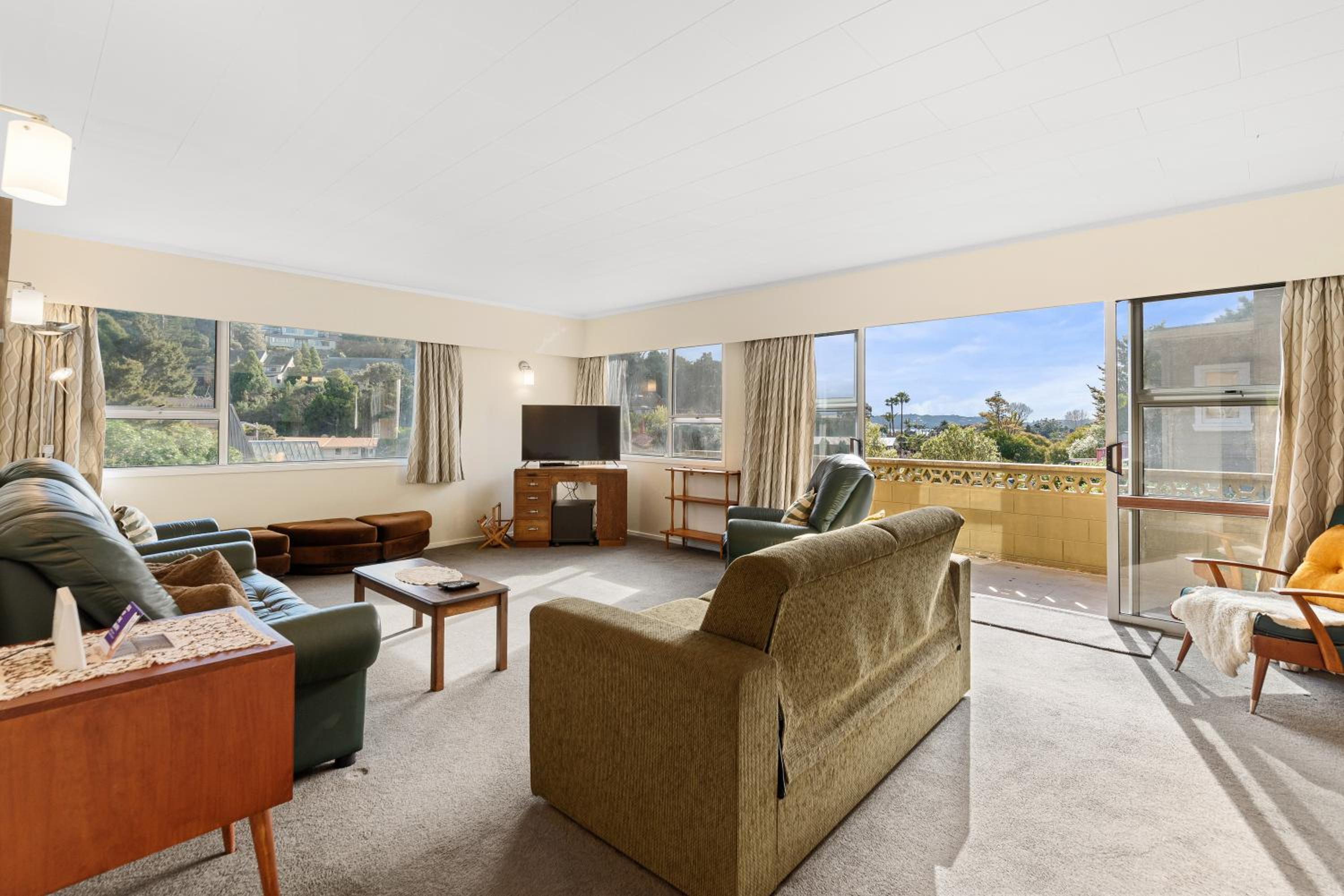 Knights Retreat - Paihia Holiday Home view 3