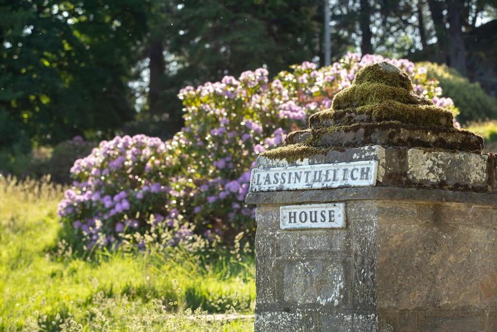 Traditional Highland lodge restored in the spirit of rural living, set in a wild landscape - NATURE ADVENTURE NURTURE