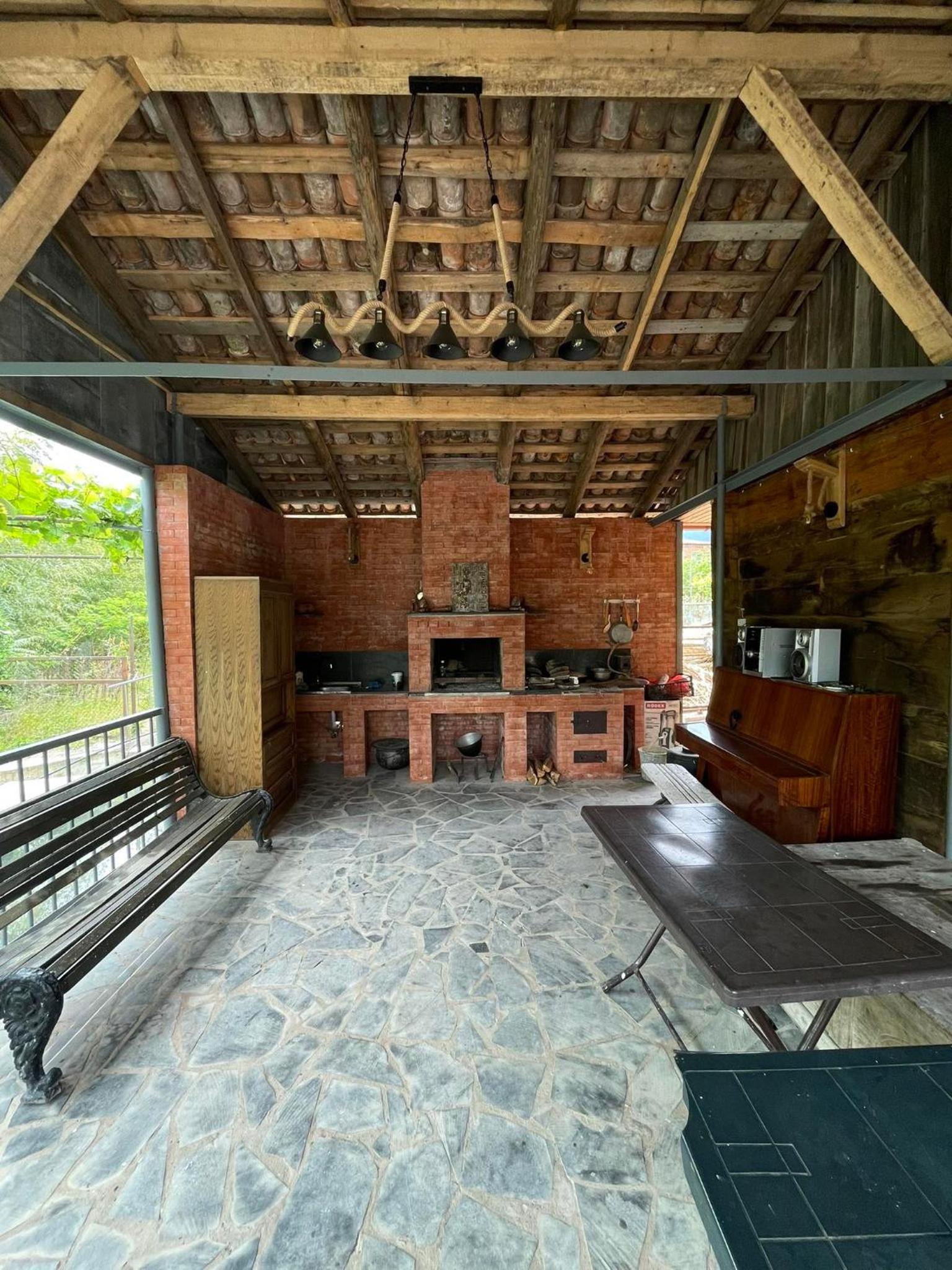 Zaalis wine cellar view 2