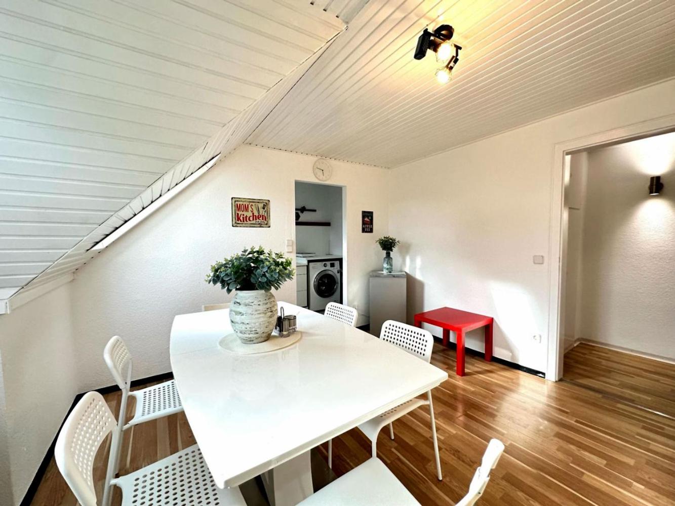 Spacious & Cozy Apartments