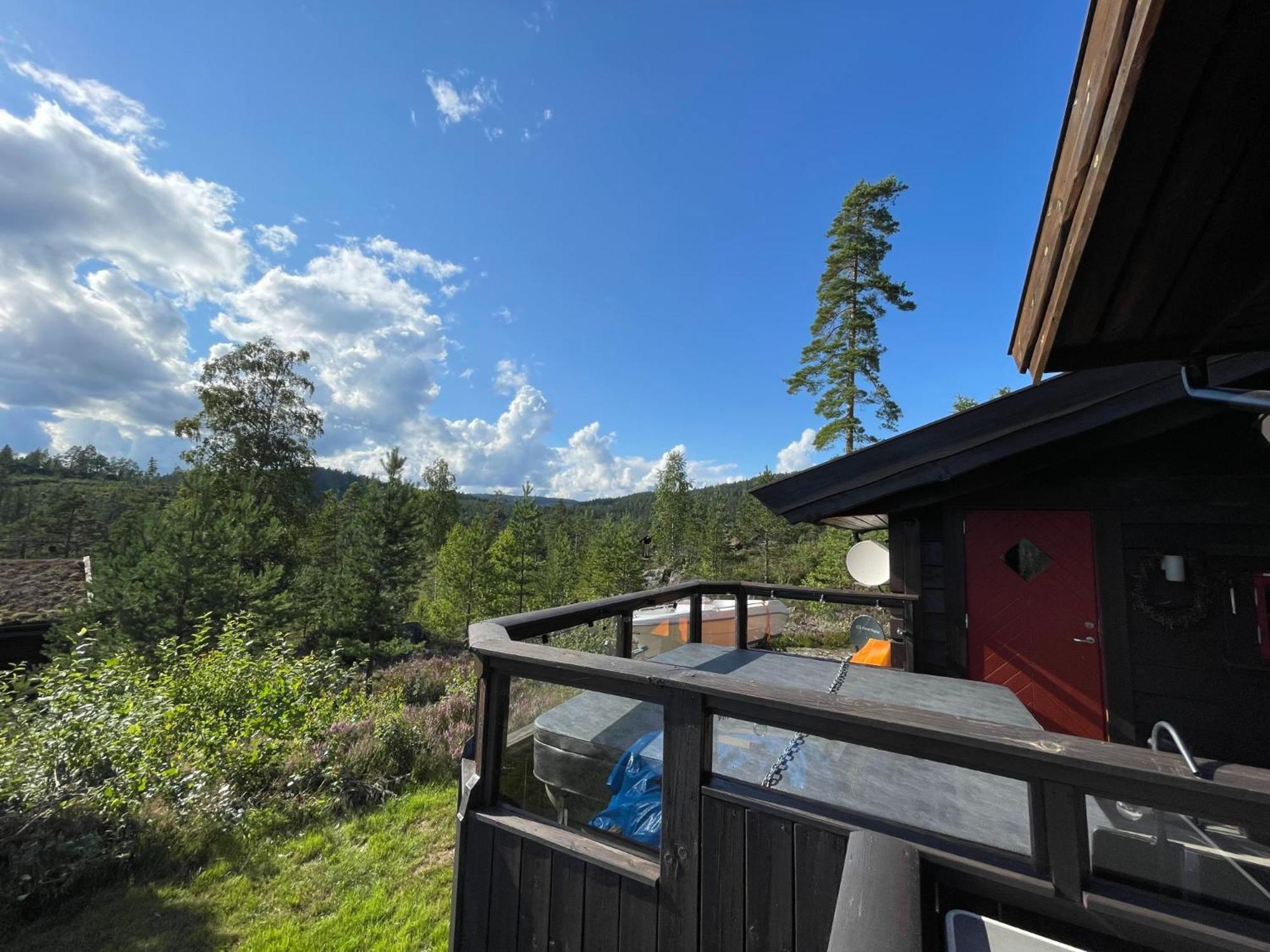 Koia - flott beliggenhet ved vannet Vegår view 4