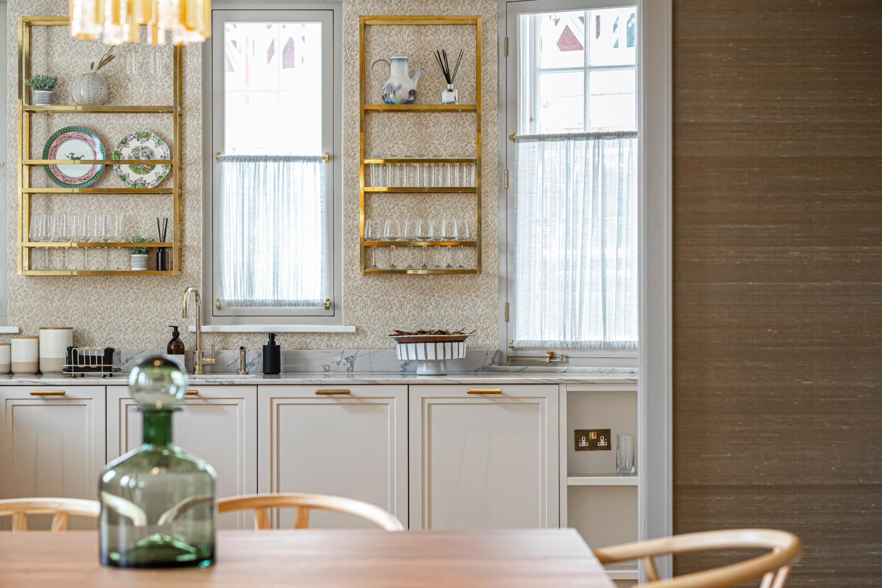 Luxury flats near Big Ben and London Eye