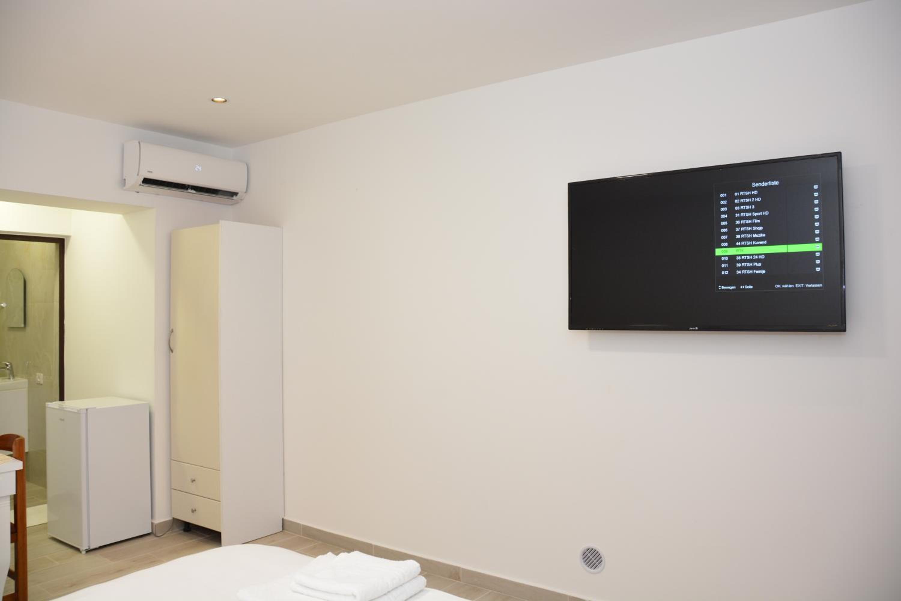 Mico's Apartments