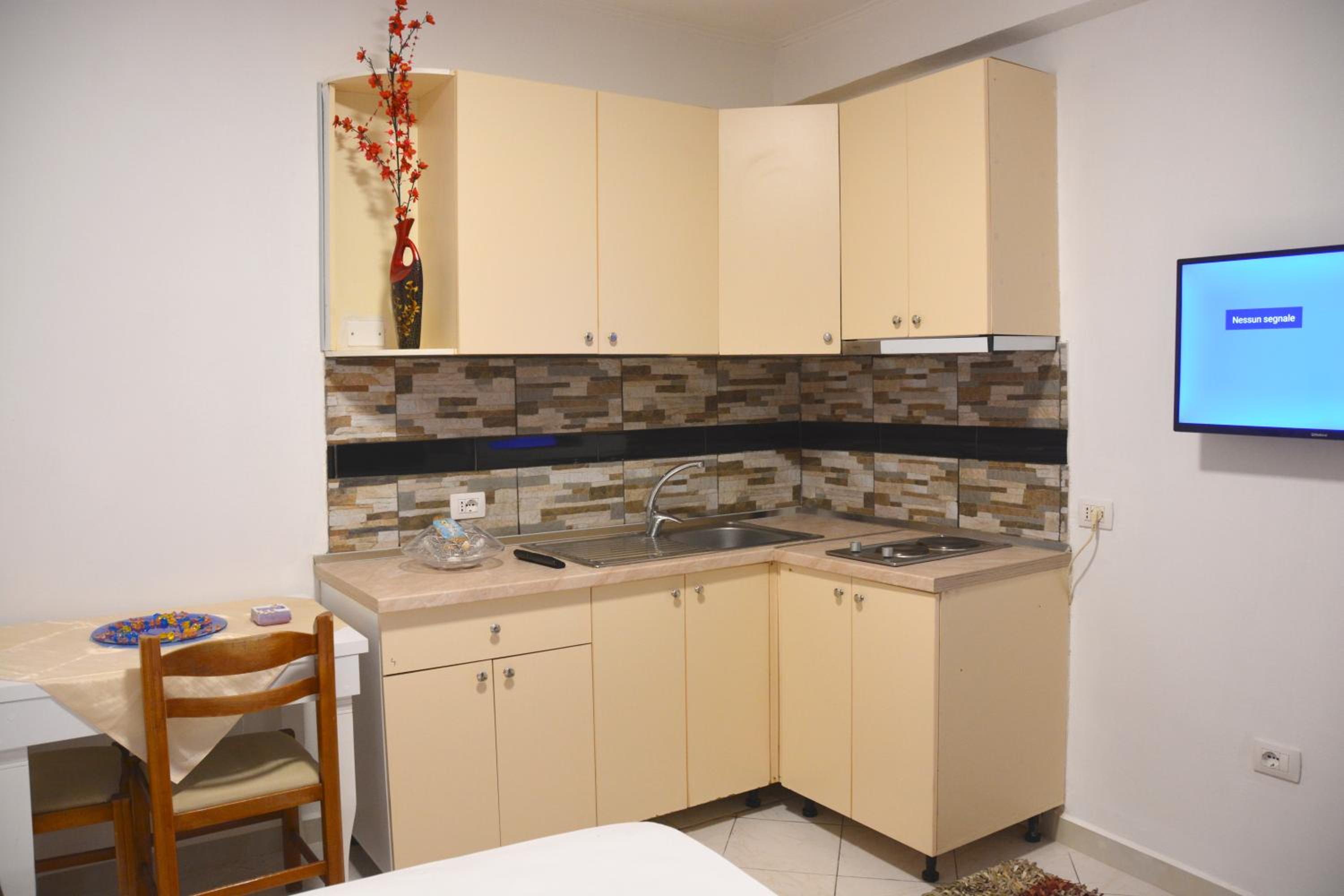 Mico's Apartments