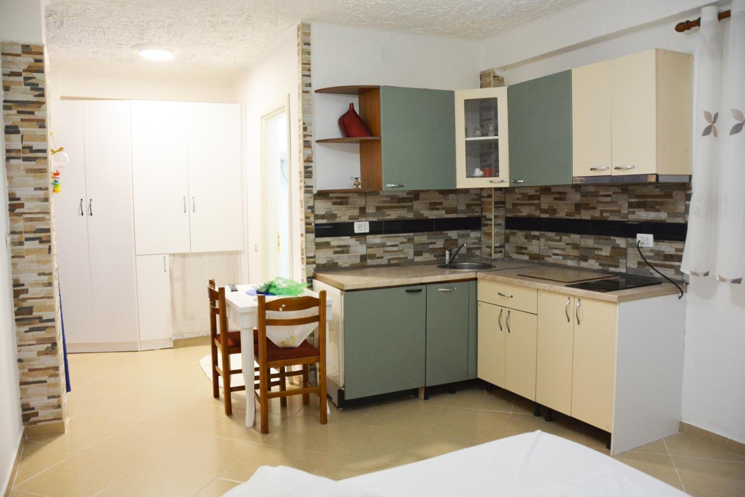 Mico's Apartments