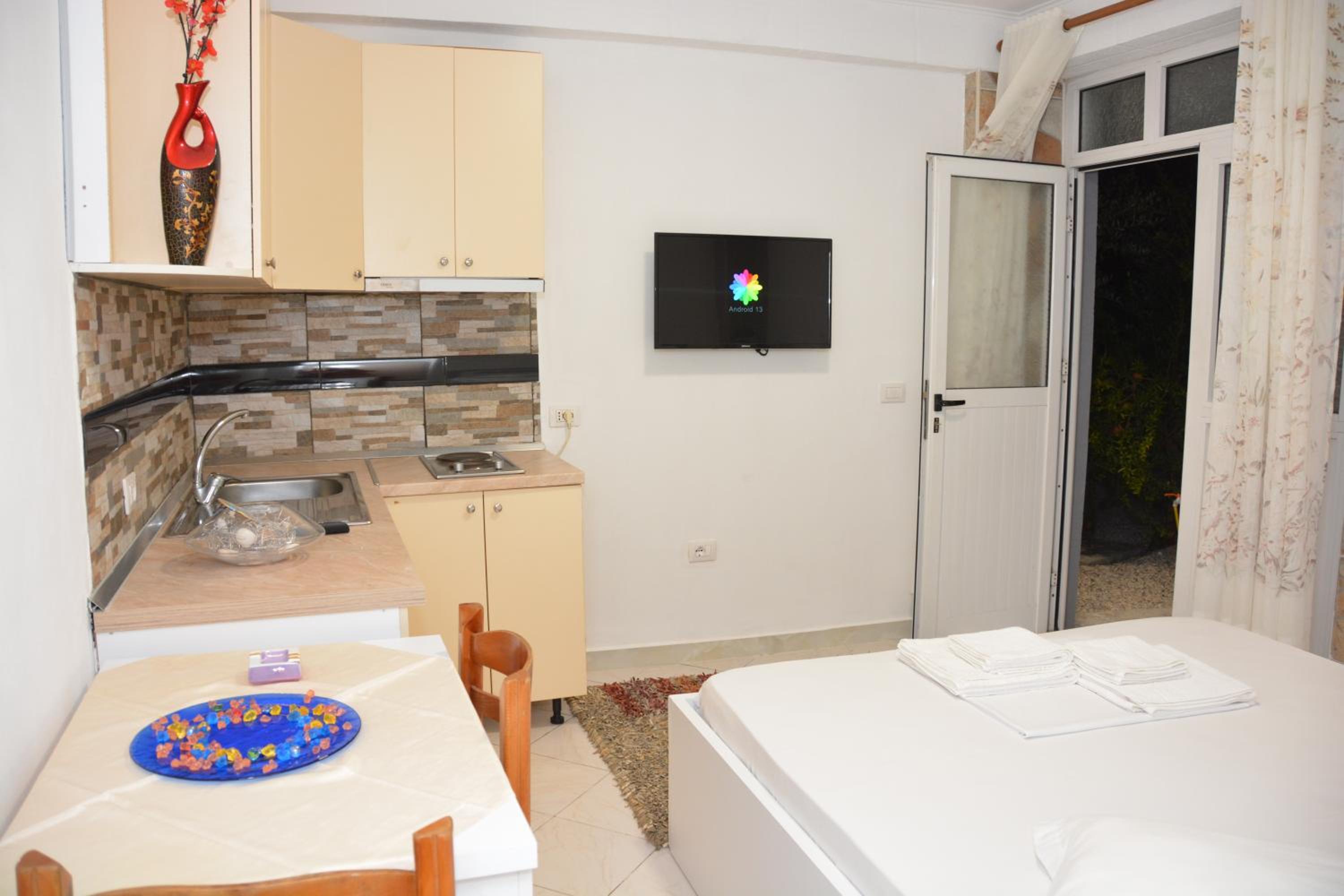 Mico's Apartments