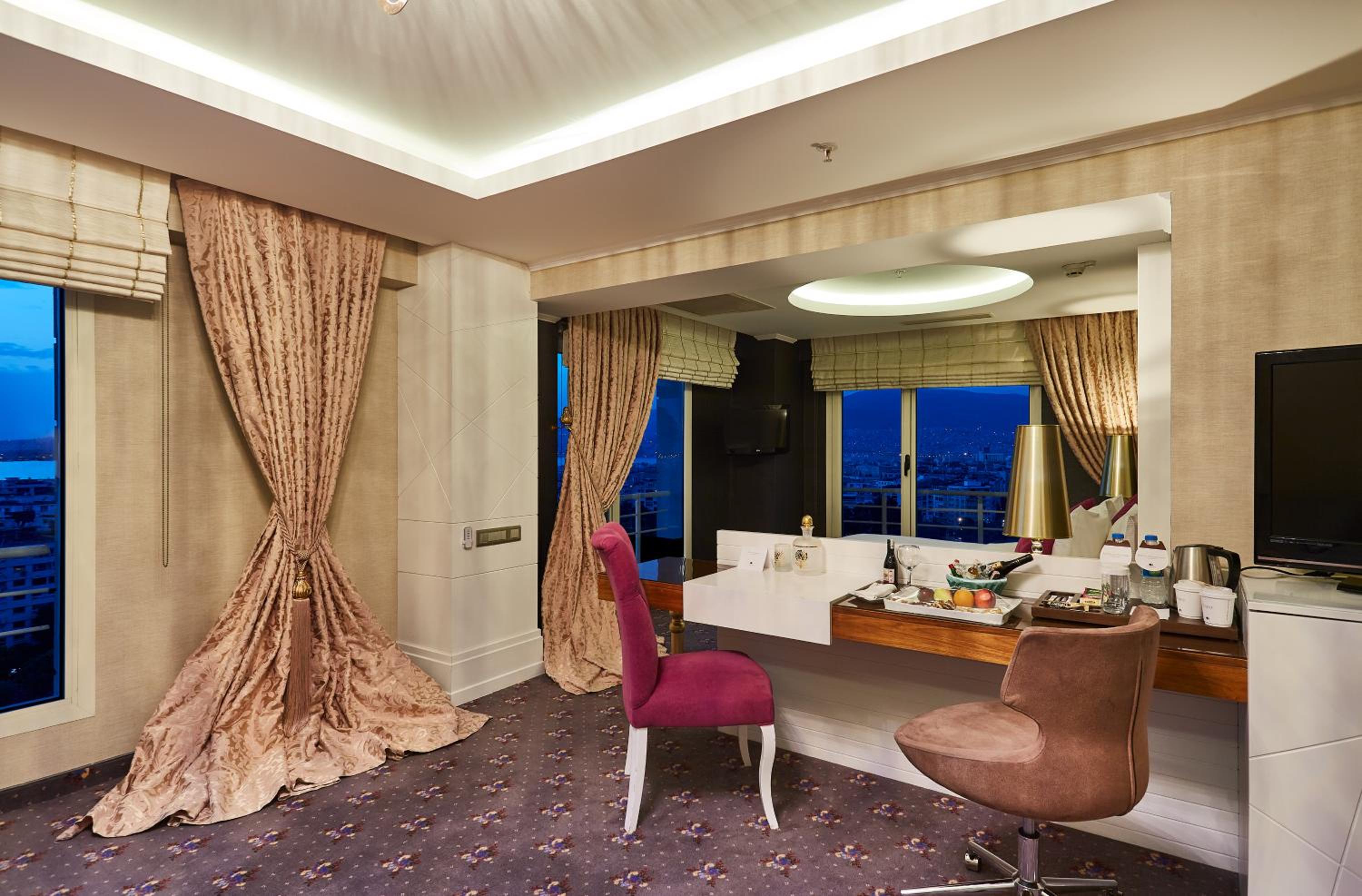 DoubleTree by Hilton Izmir - Alsancak - Image 100