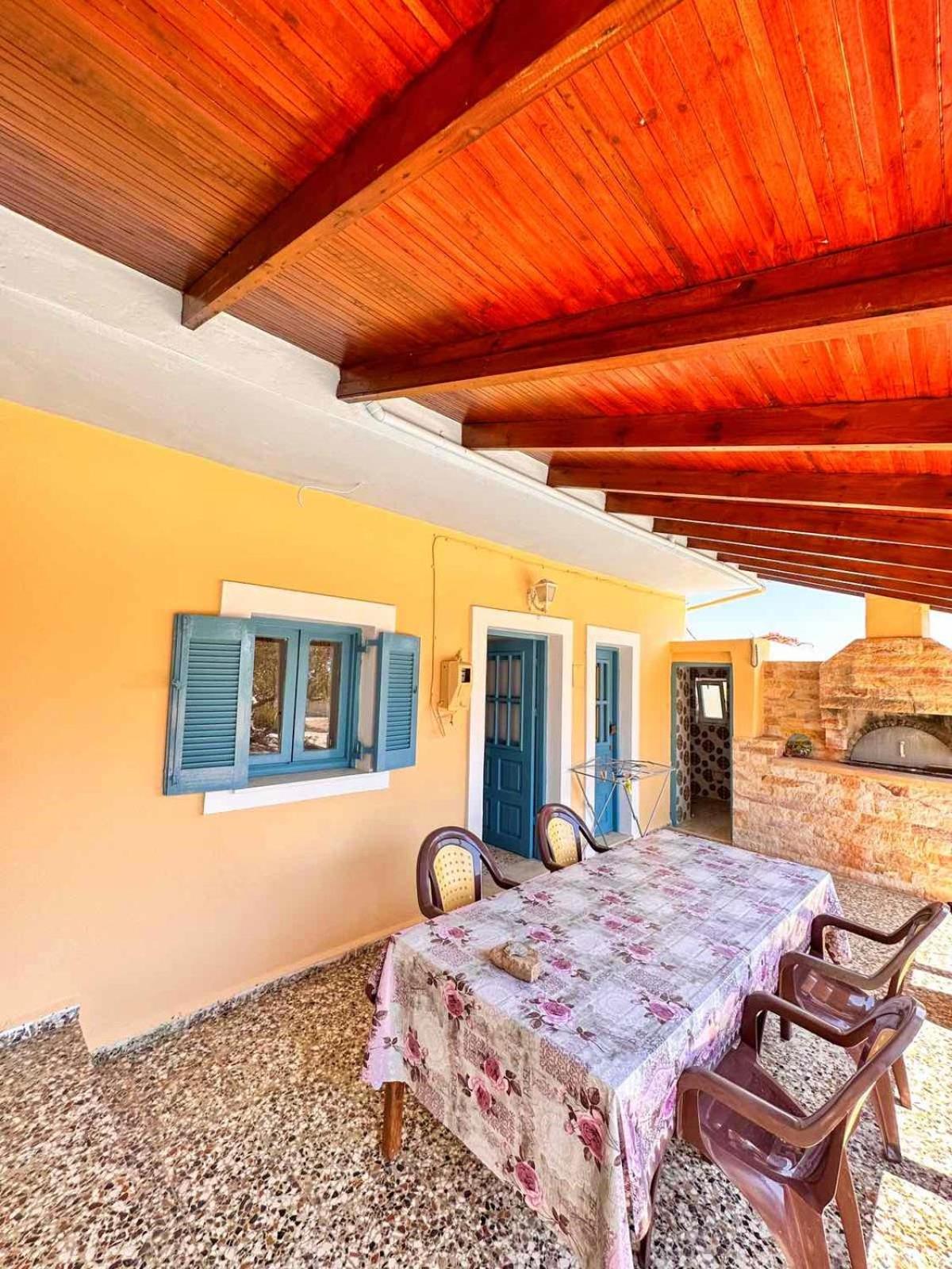 Amοopi Beach Country House
