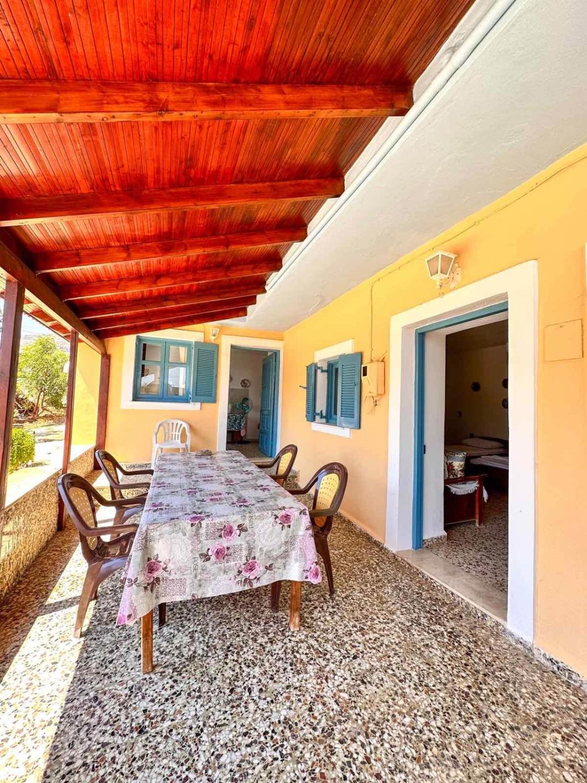 Amοopi Beach Country House