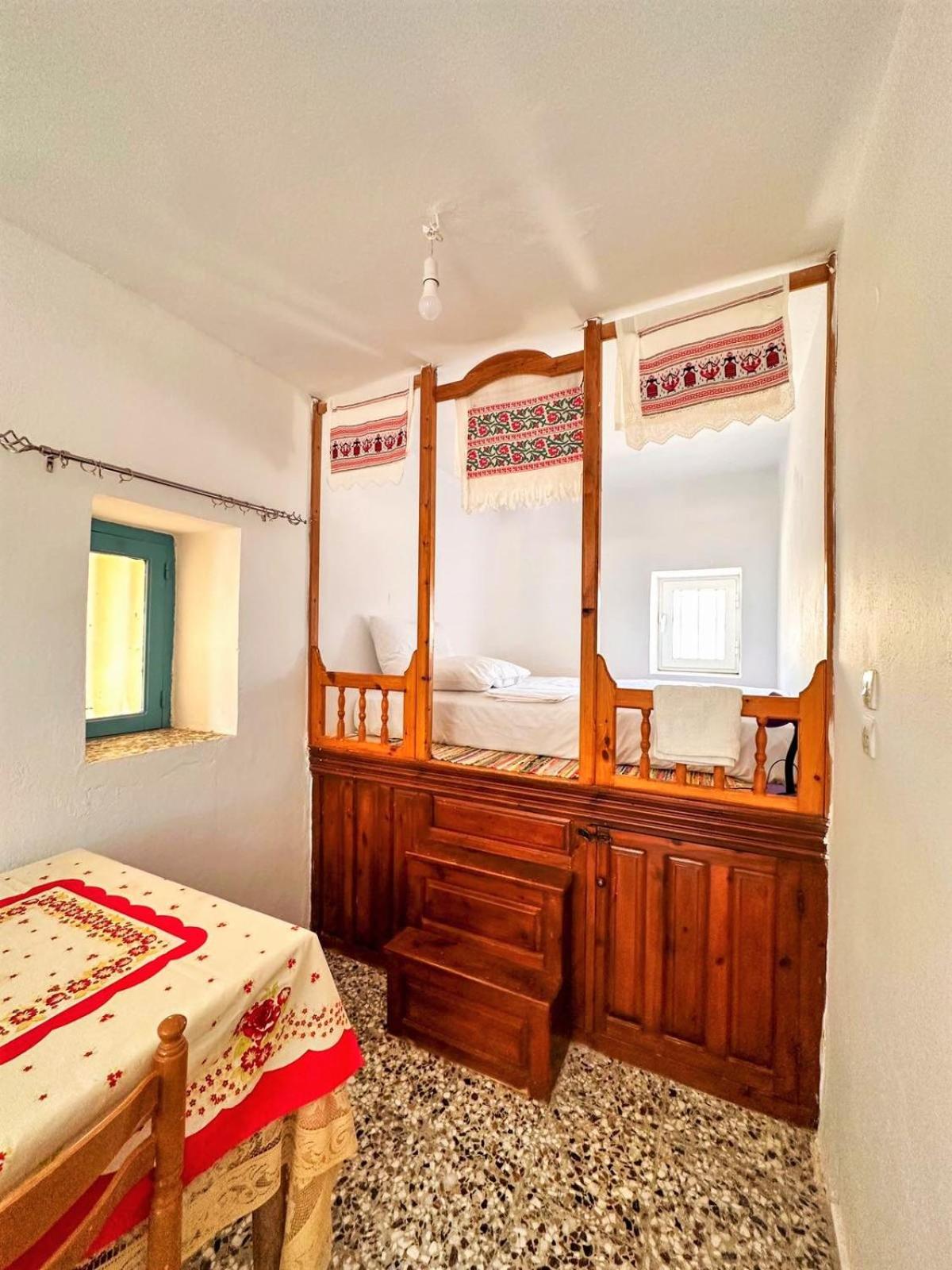 Amοopi Beach Country House