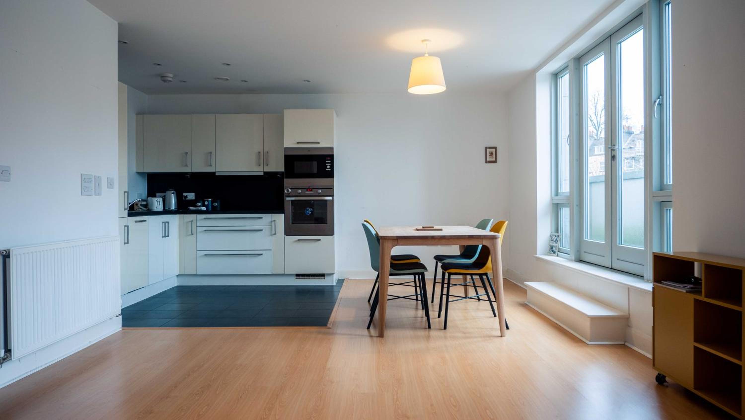 Central gorgeous flat with parking view 2