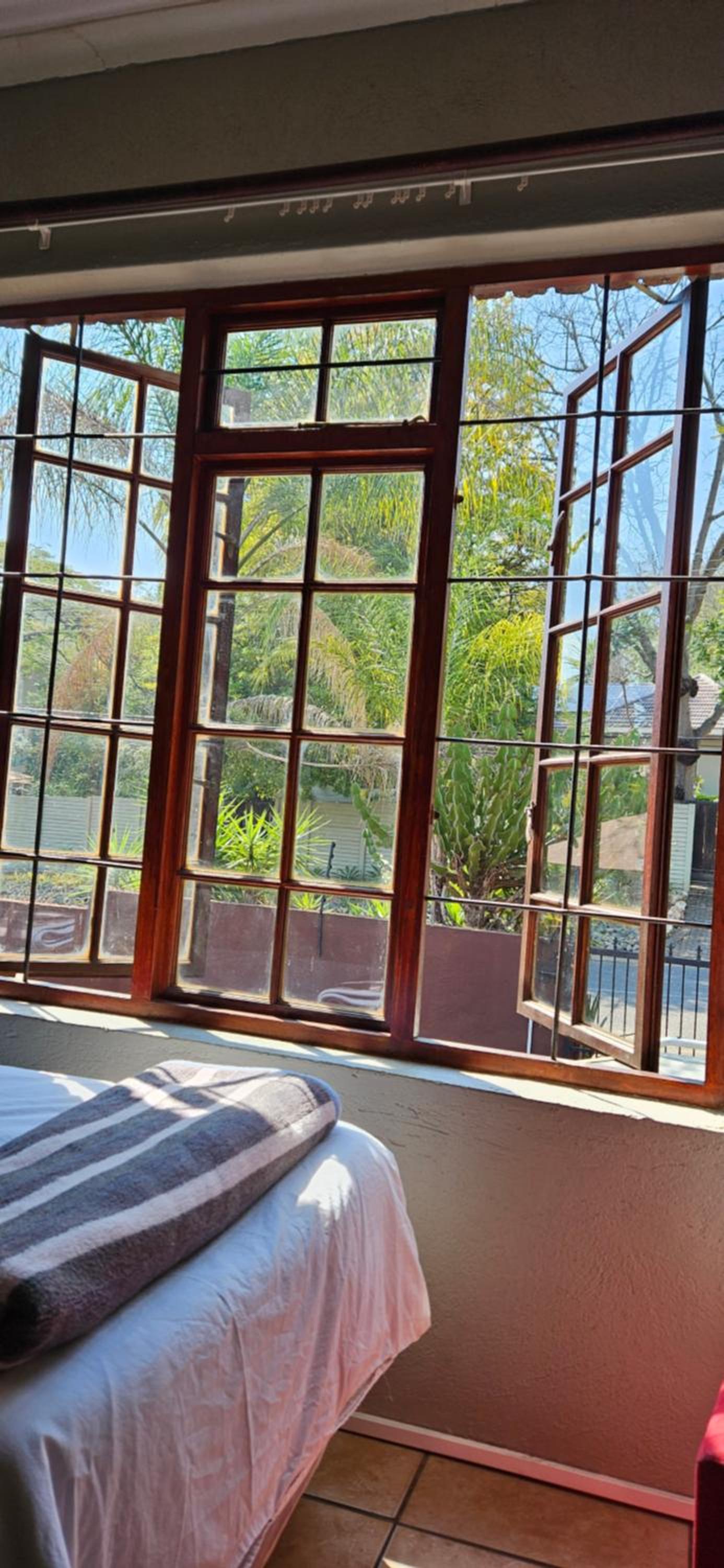 Old Vic Travellers Inn Nelspruit