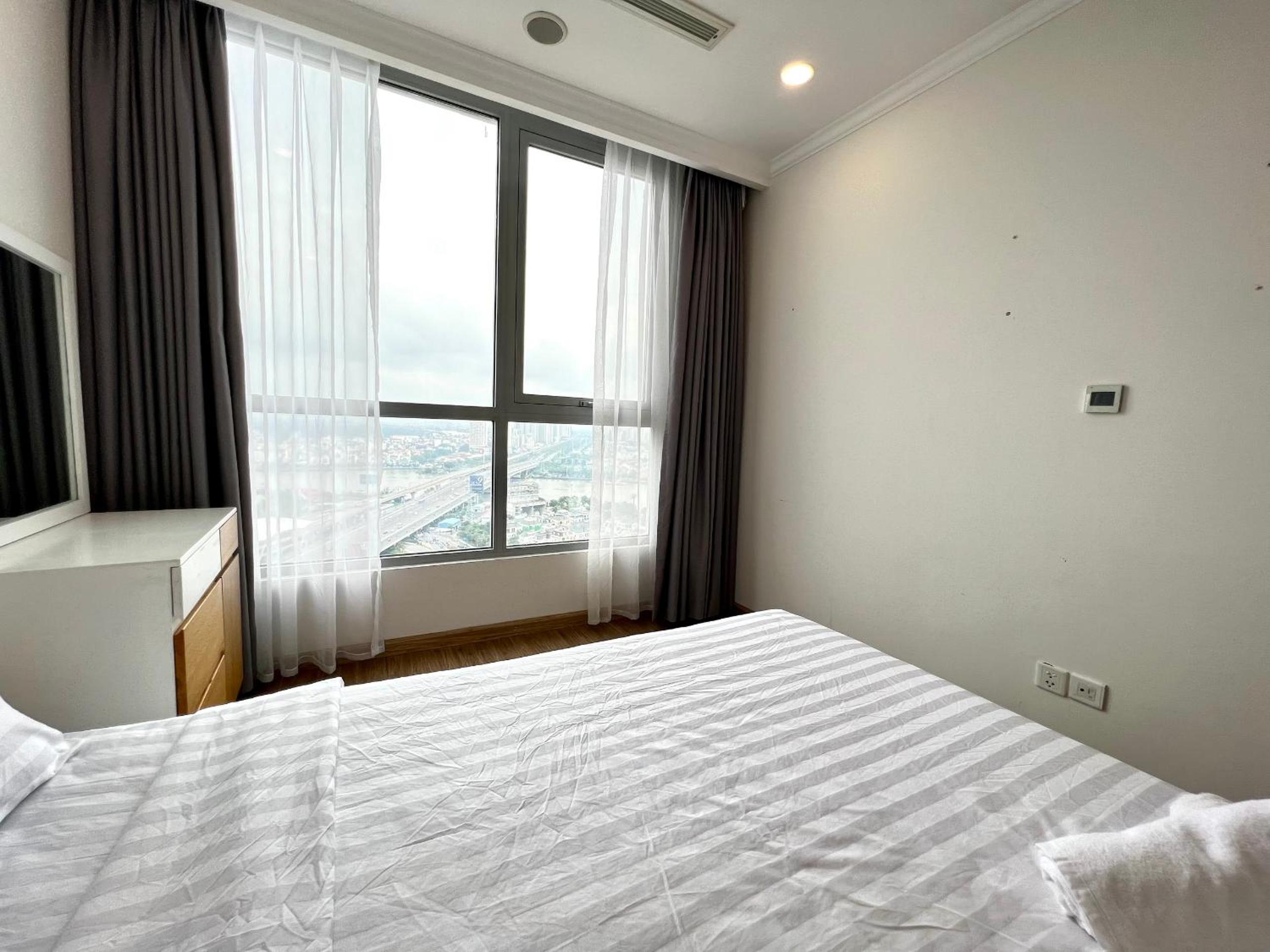 Vinhomes Central Park - Luxury 1,2,3,4 bedroom apartments - Khu đô thị ven sông đẹp nhất TP HCM