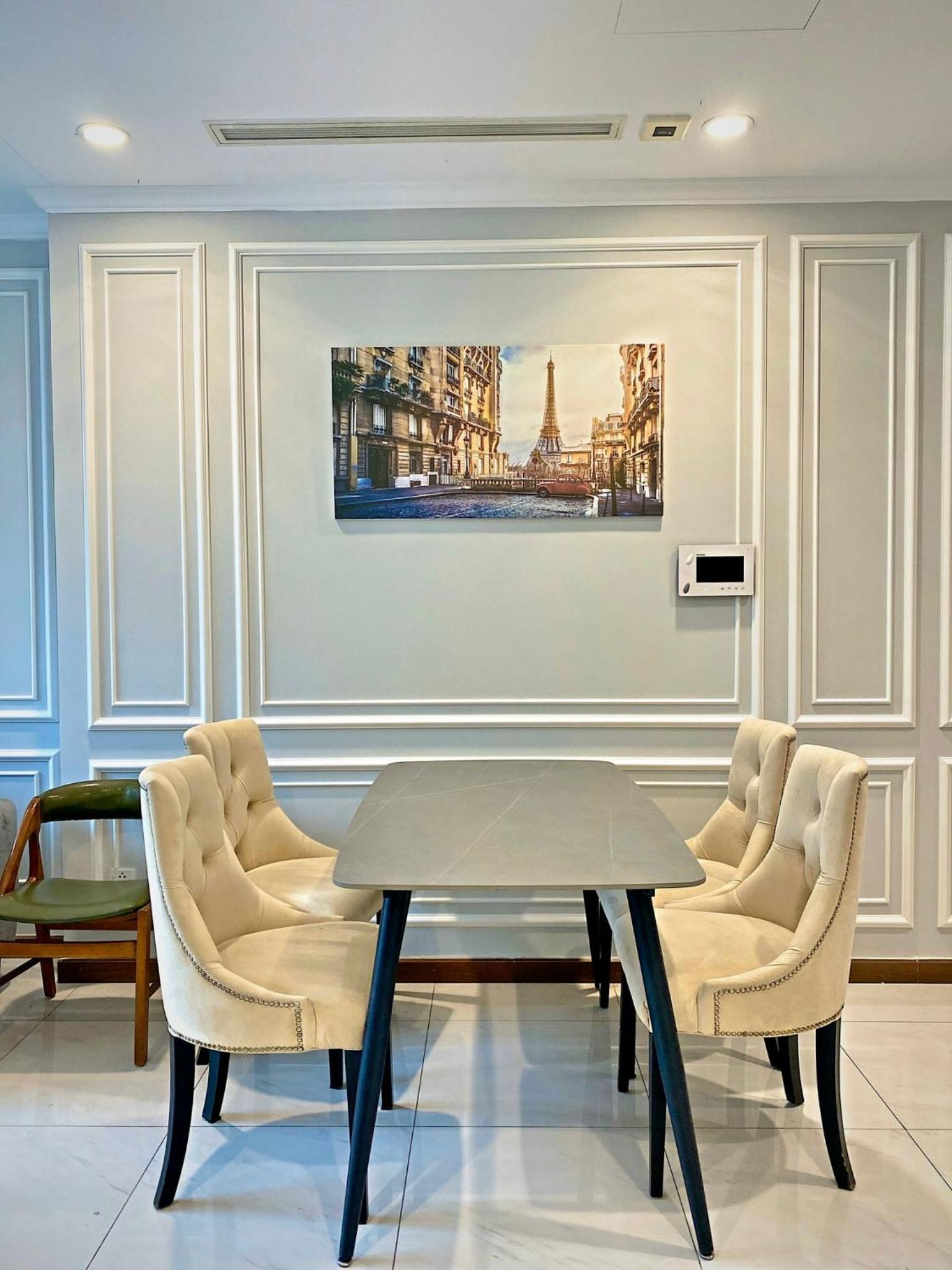 Vinhomes Central Park - Luxury 1,2,3,4 bedroom apartments - Khu đô thị ven sông đẹp nhất TP HCM