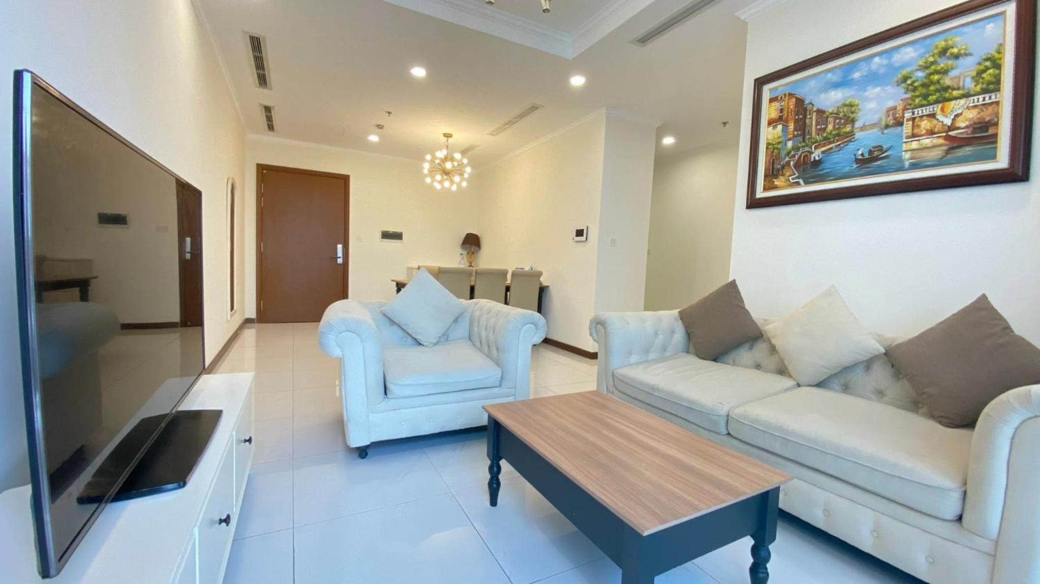 Vinhomes Central Park - Luxury 1,2,3,4 bedroom apartments - Khu đô thị ven sông đẹp nhất TP HCM