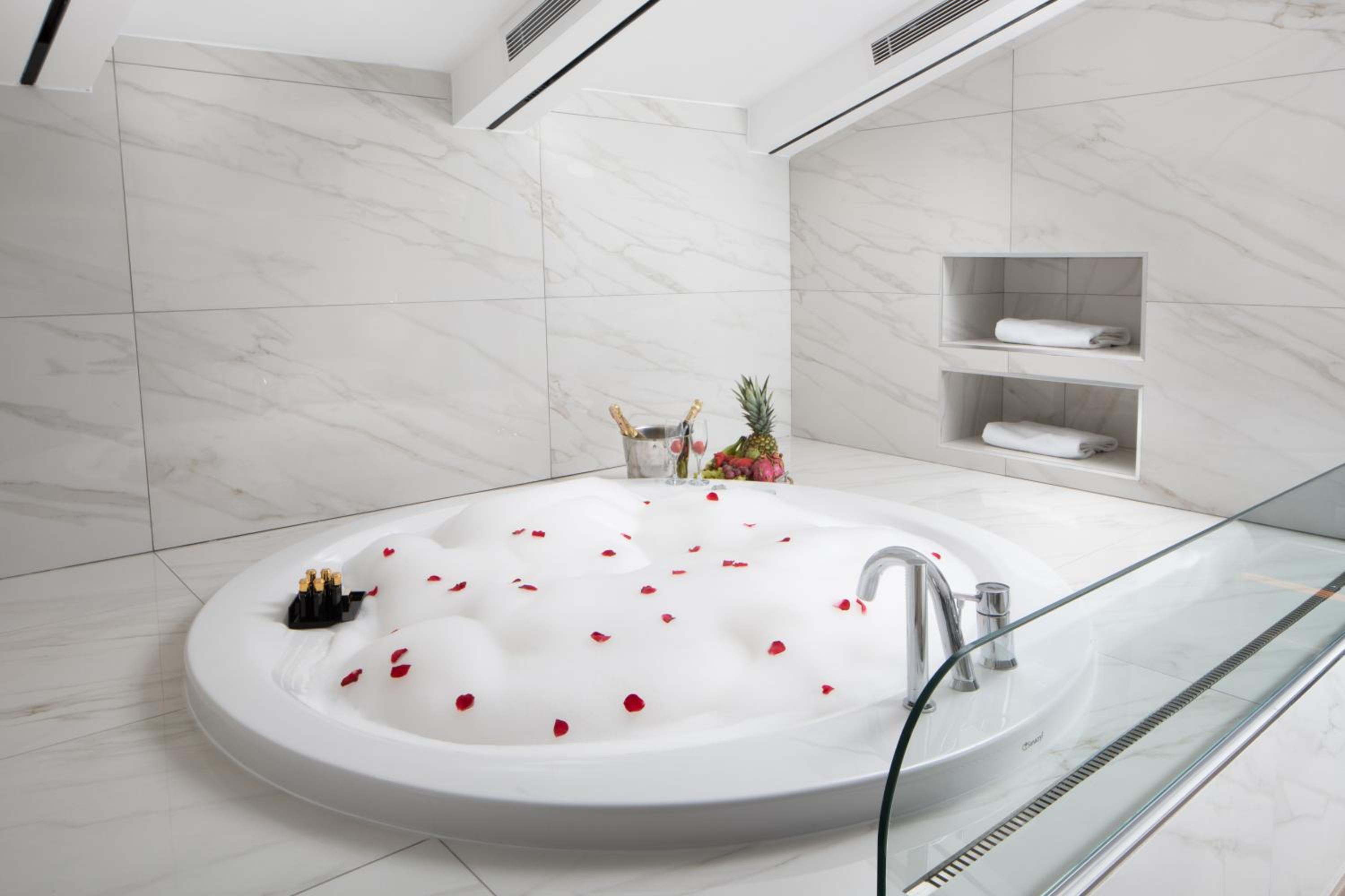 Nish Palace Beşiktaş - Image 28