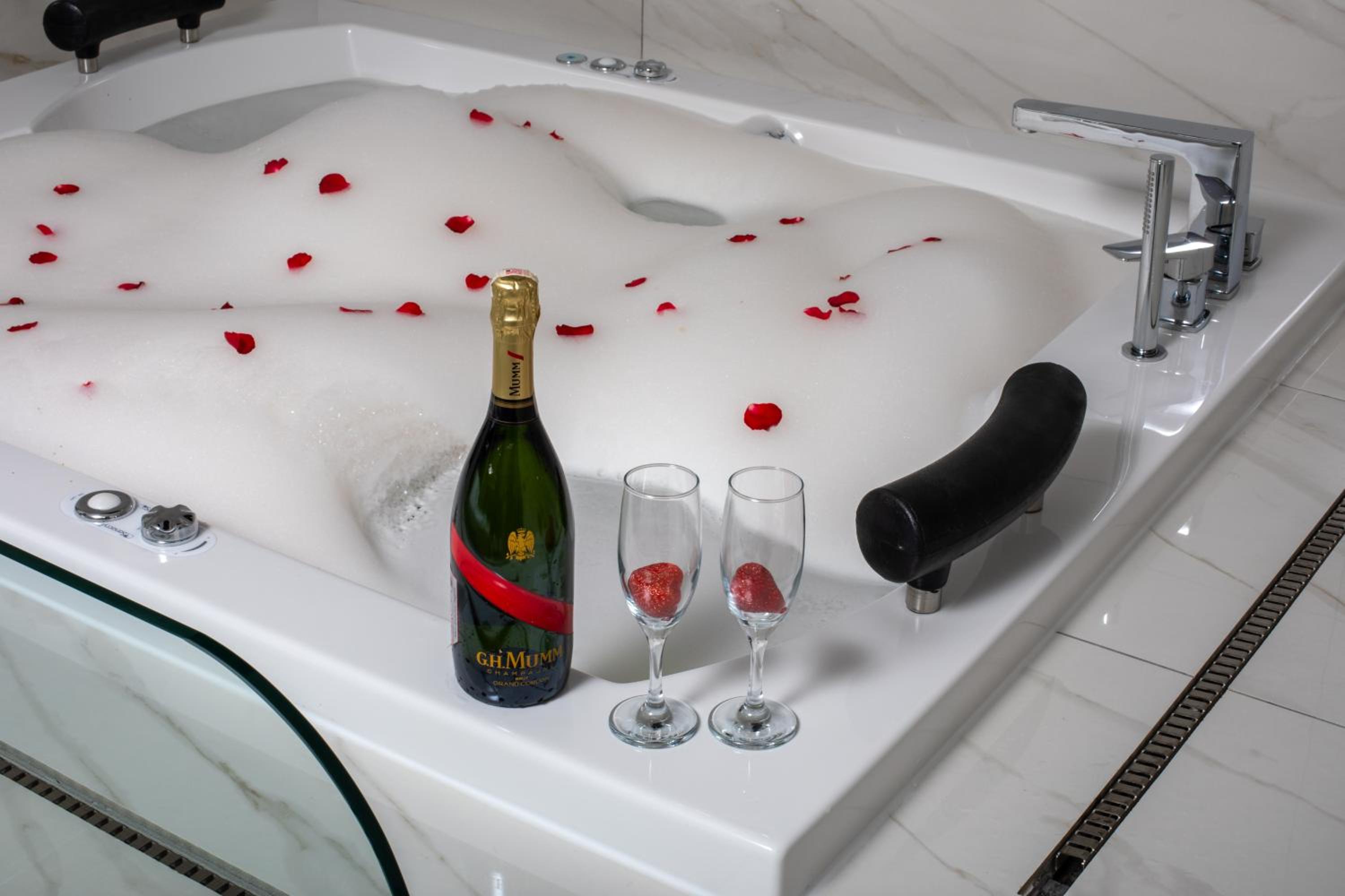 Nish Palace Beşiktaş - Image 25