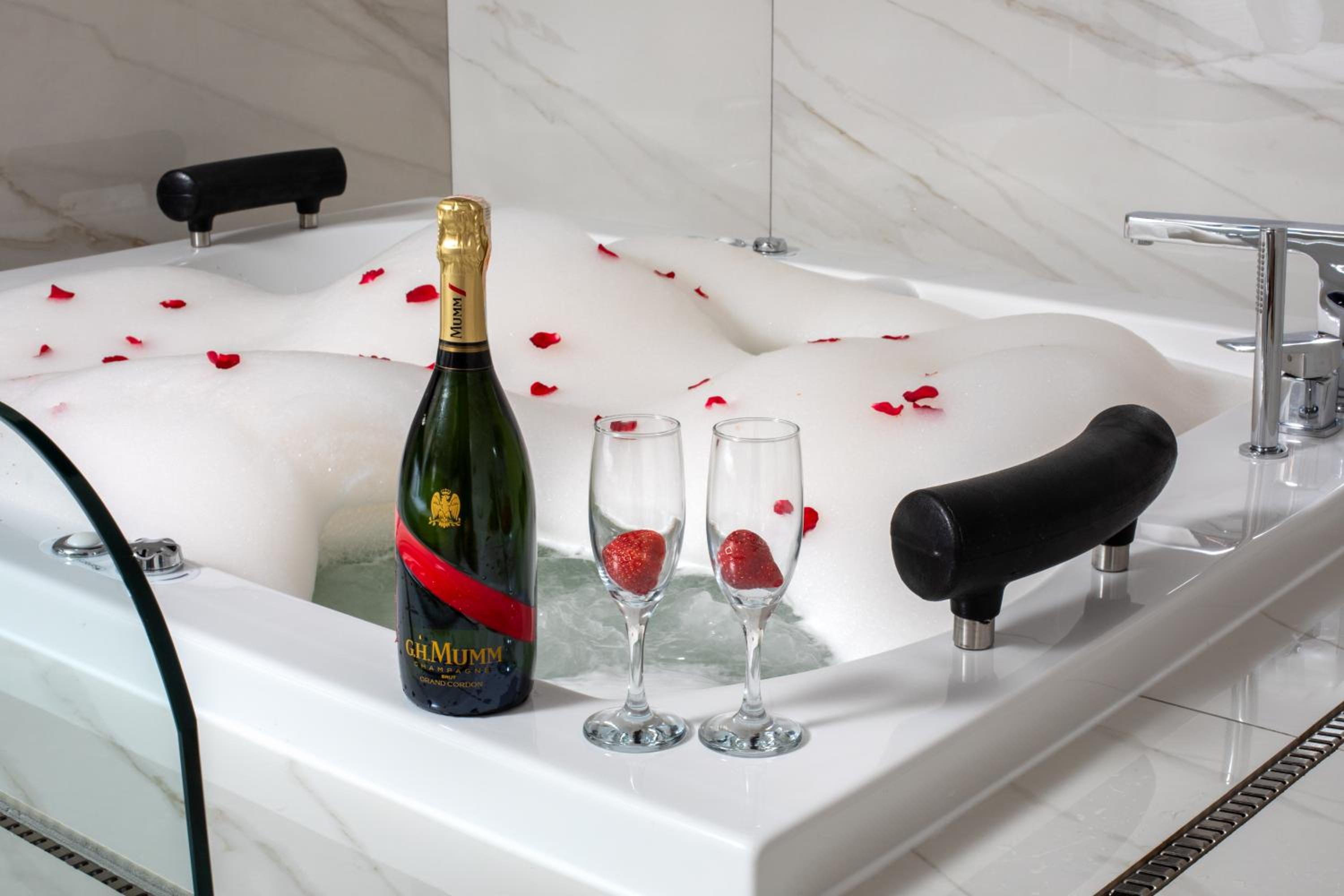 Nish Palace Beşiktaş - Image 24