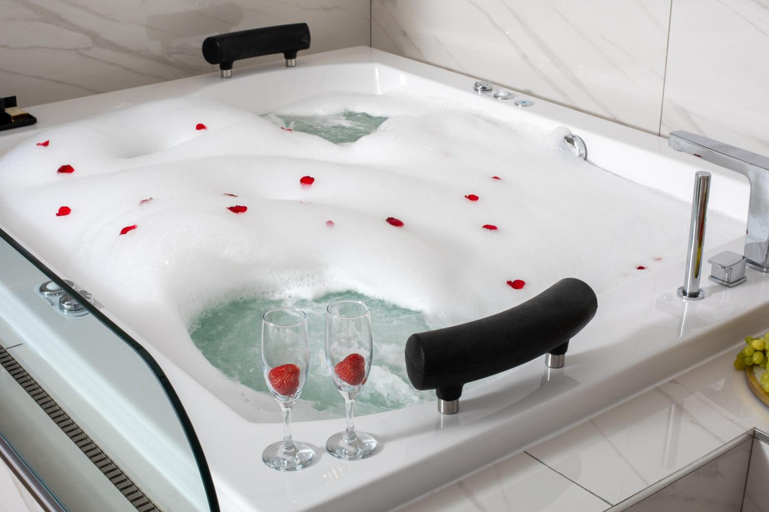 Nish Palace Beşiktaş - Image 23