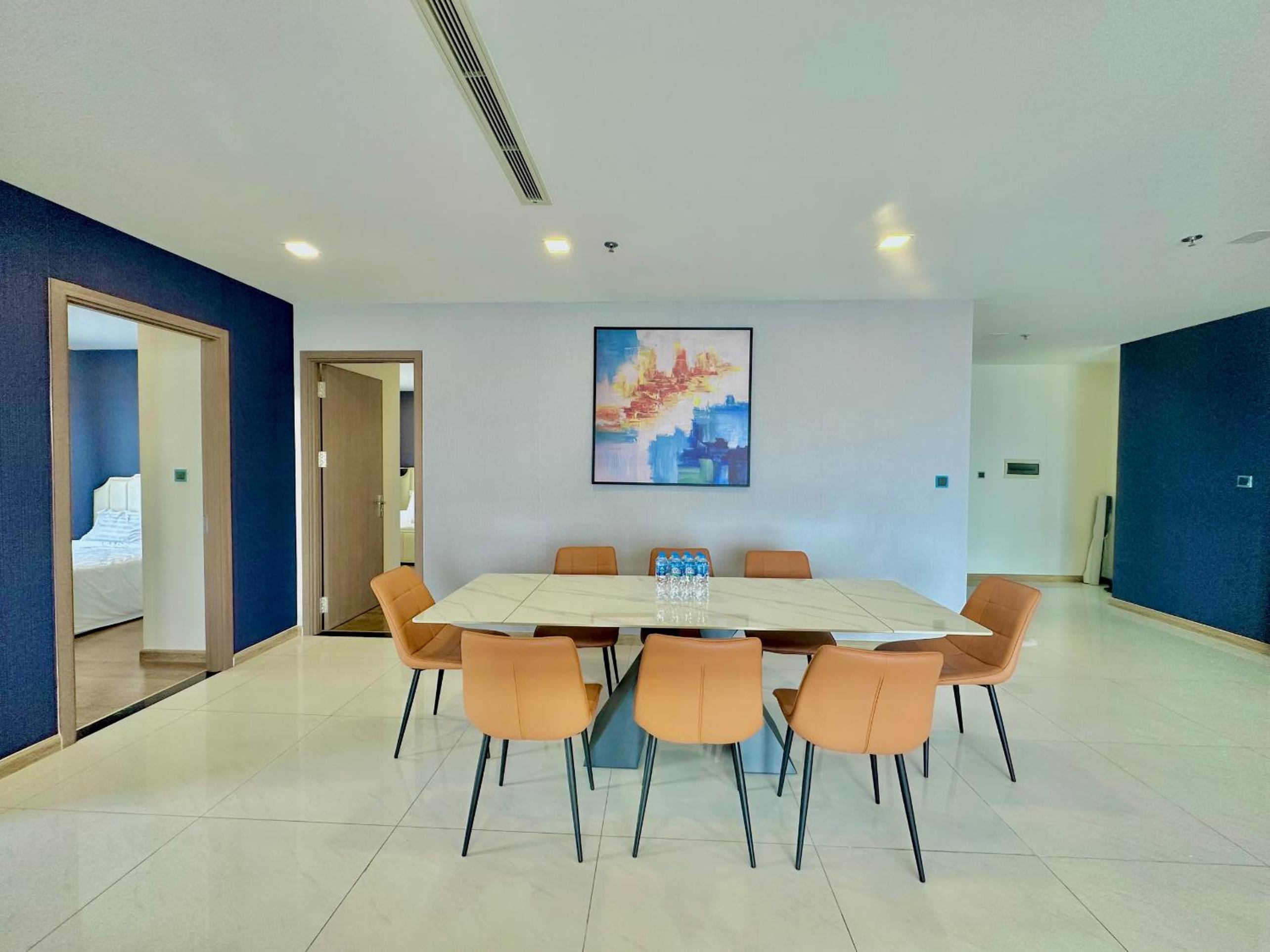 Vinhomes Central Park - Luxury 1,2,3,4 bedroom apartments - Khu đô thị ven sông đẹp nhất TP HCM