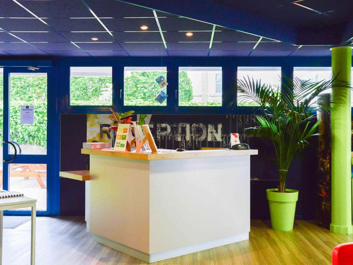 hotel reception