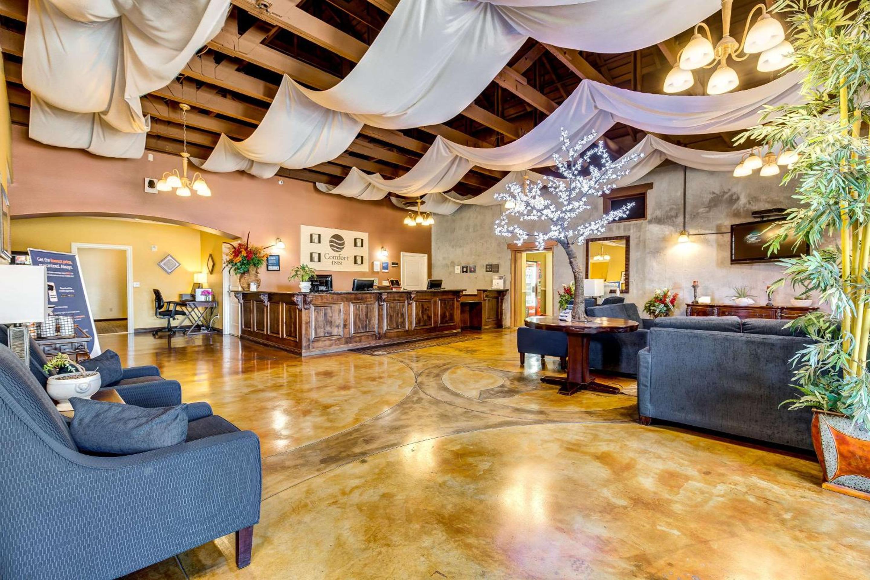 Pomona Vacations - Comfort Inn Pomona near Fairplex - Property Image 31