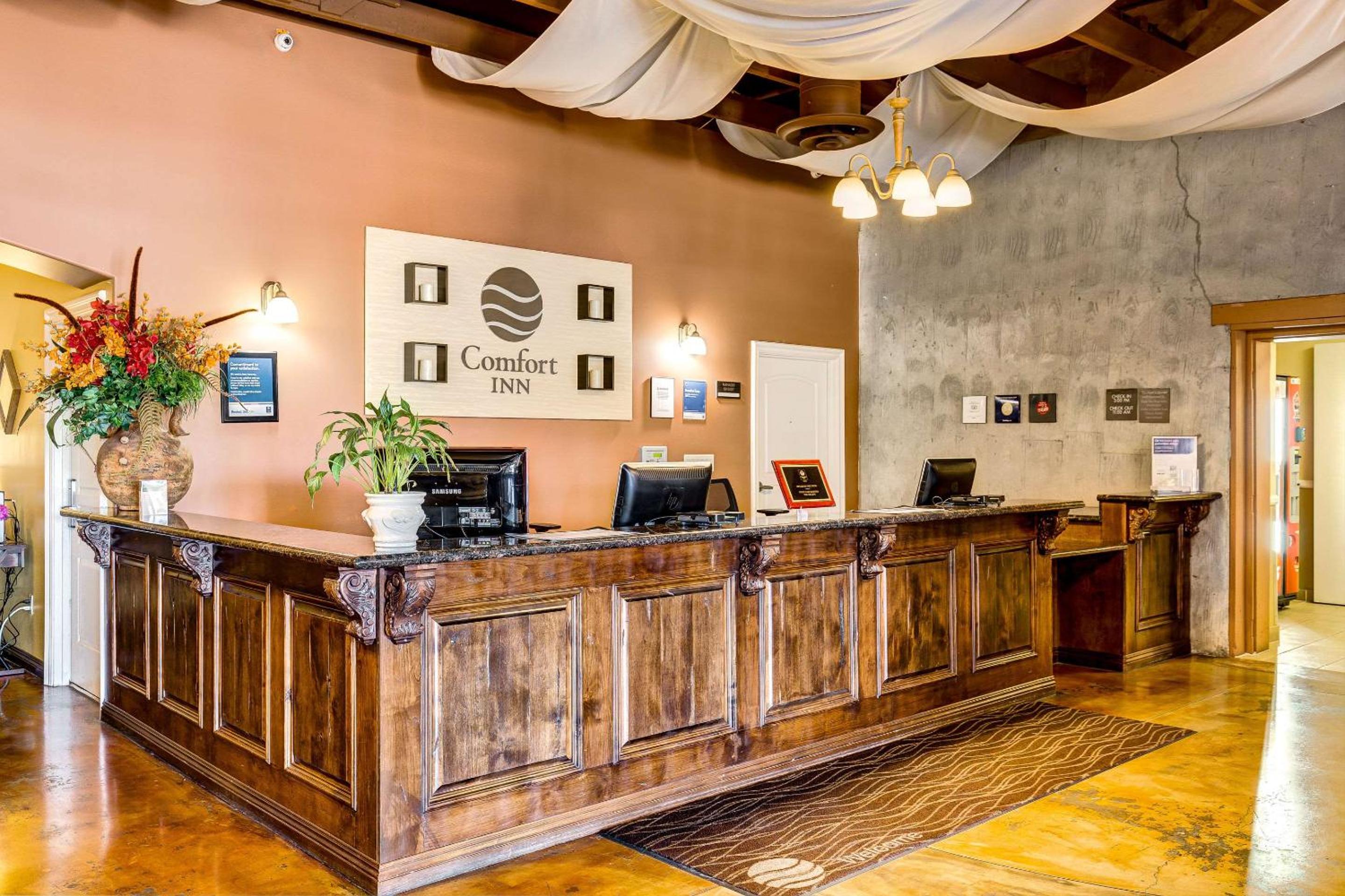 Pomona Vacations - Comfort Inn Pomona near Fairplex - Property Image 33