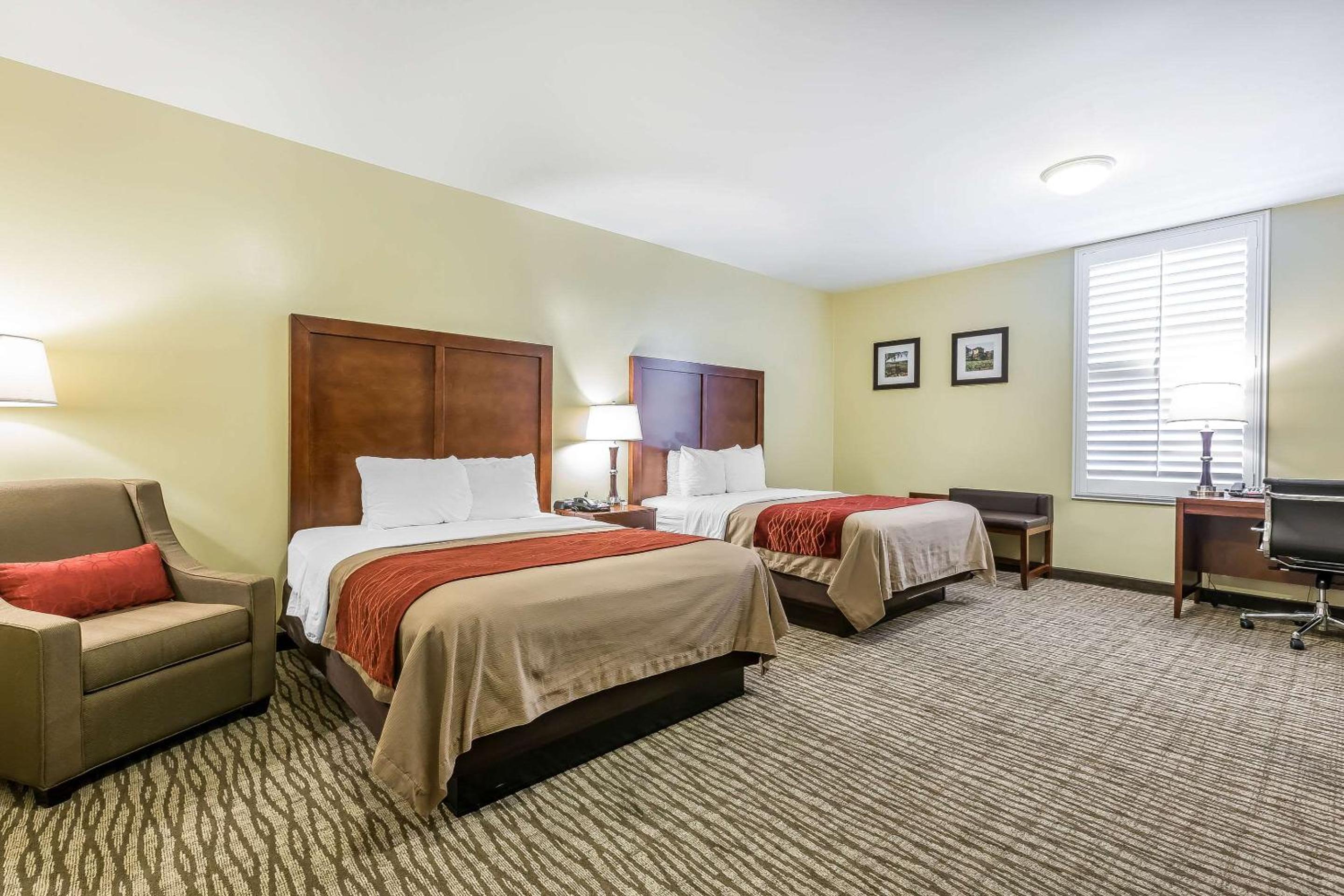 Pomona Vacations - Comfort Inn Pomona near Fairplex - Property Image 52