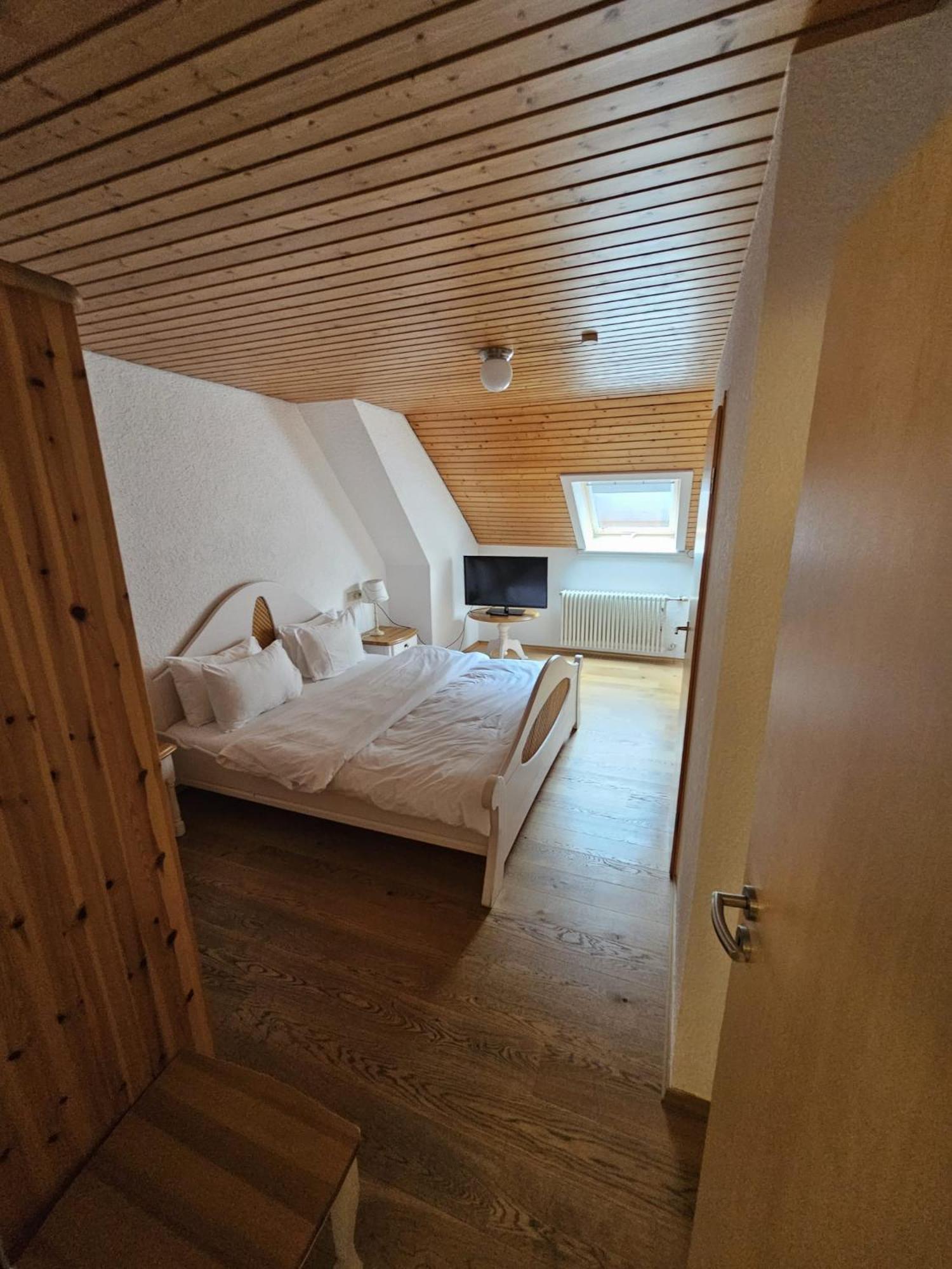 stuub jostal