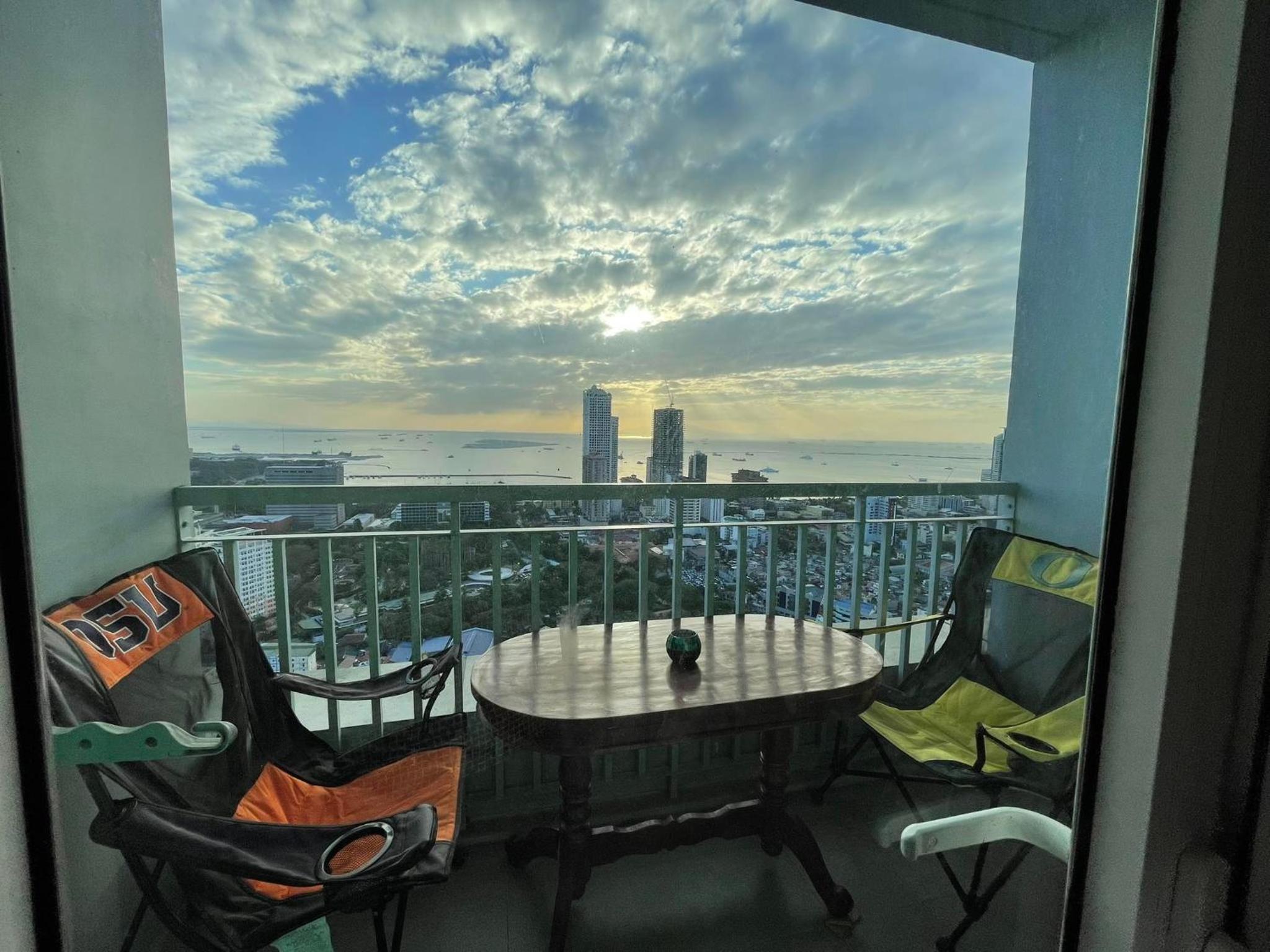 Green Residences Stays by PBYY